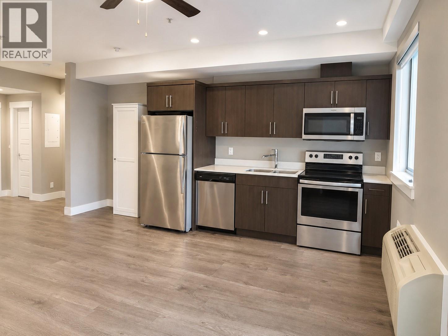 925 Leon Avenue Unit# 435