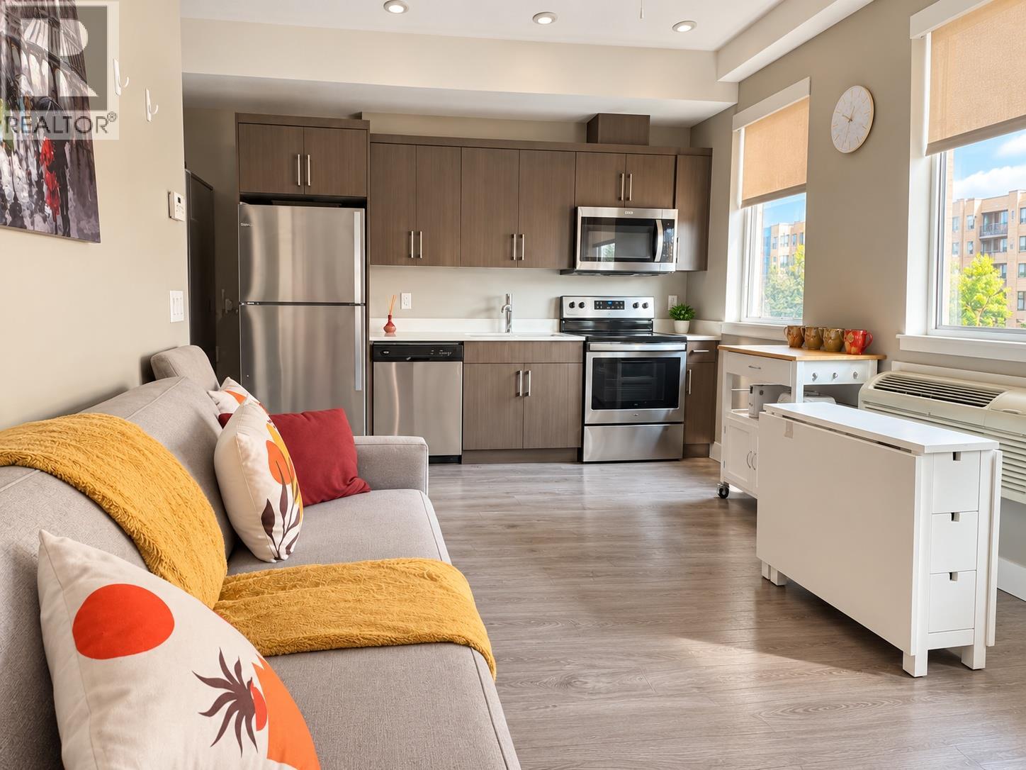 925 Leon Avenue Unit# 435