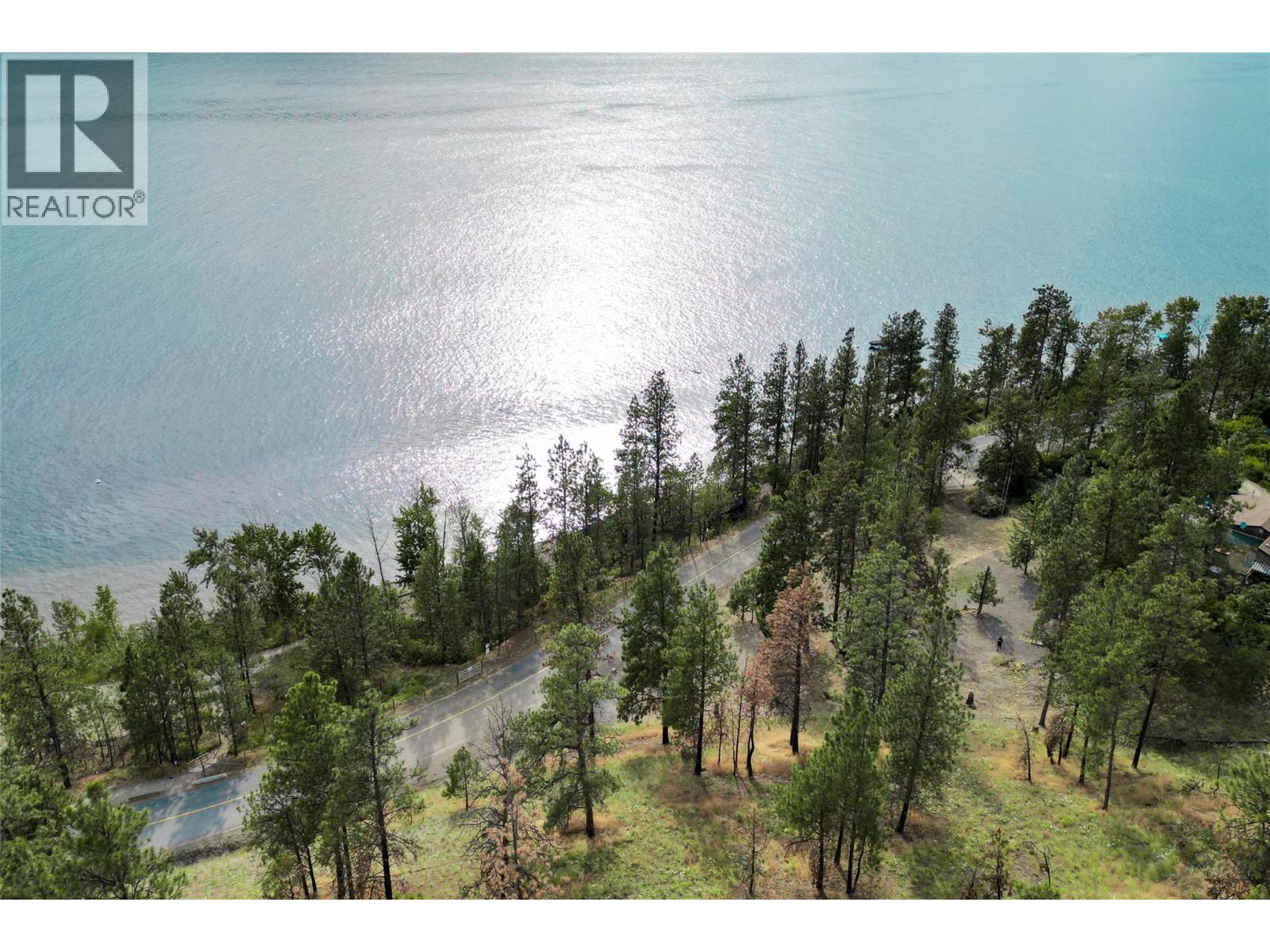 9775/9819 Okanagan Centre Road W