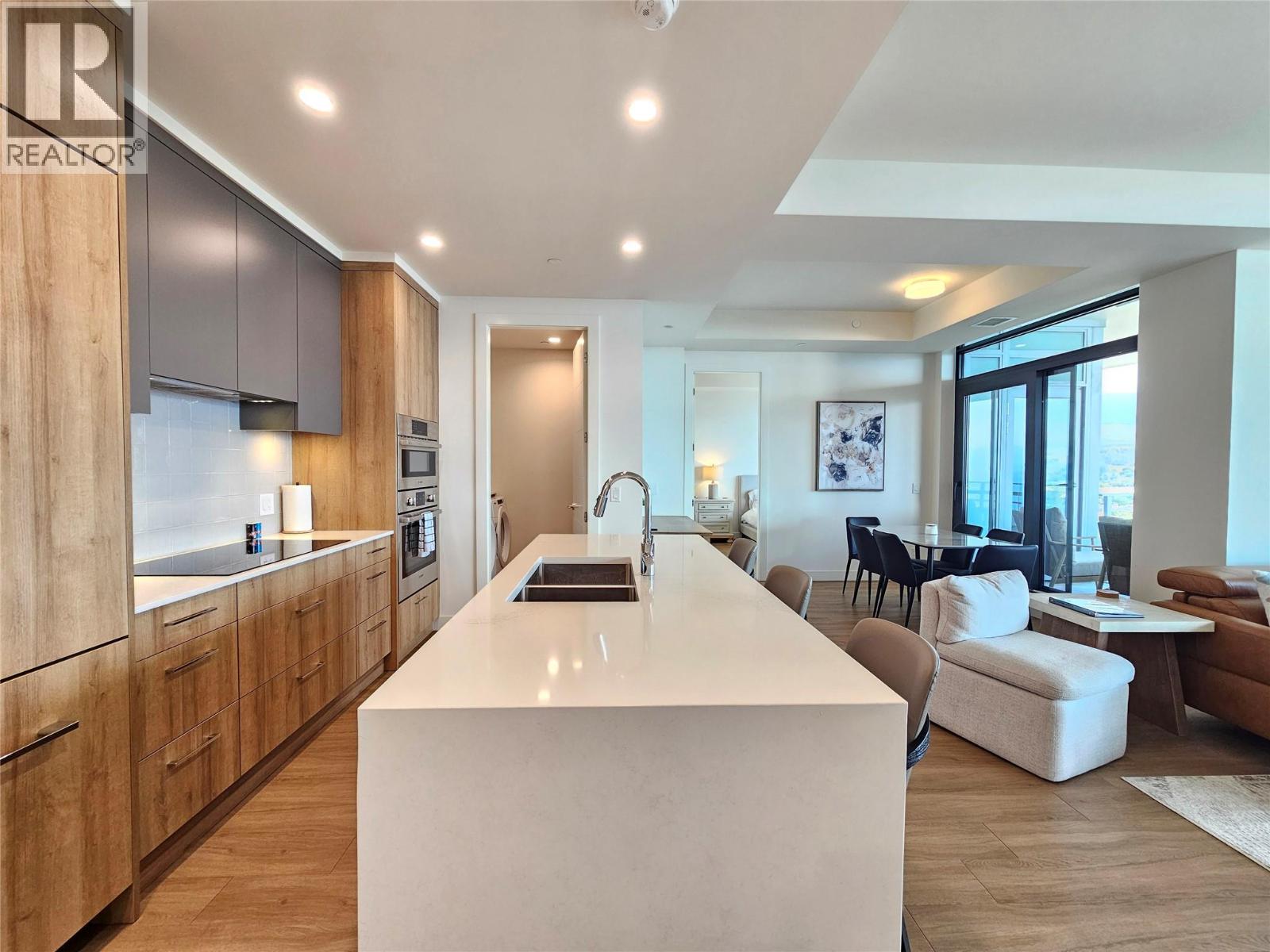 3699 Capozzi Road Unit# PH3