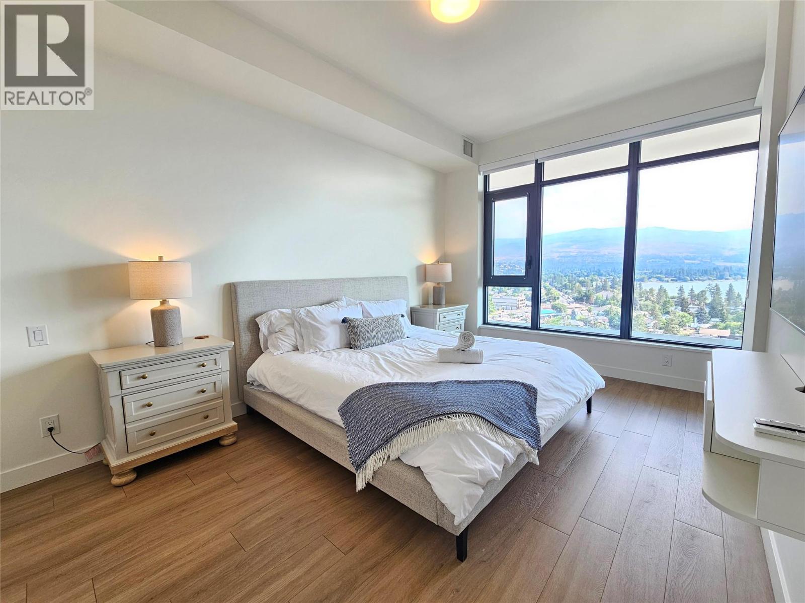 3699 Capozzi Road Unit# PH3