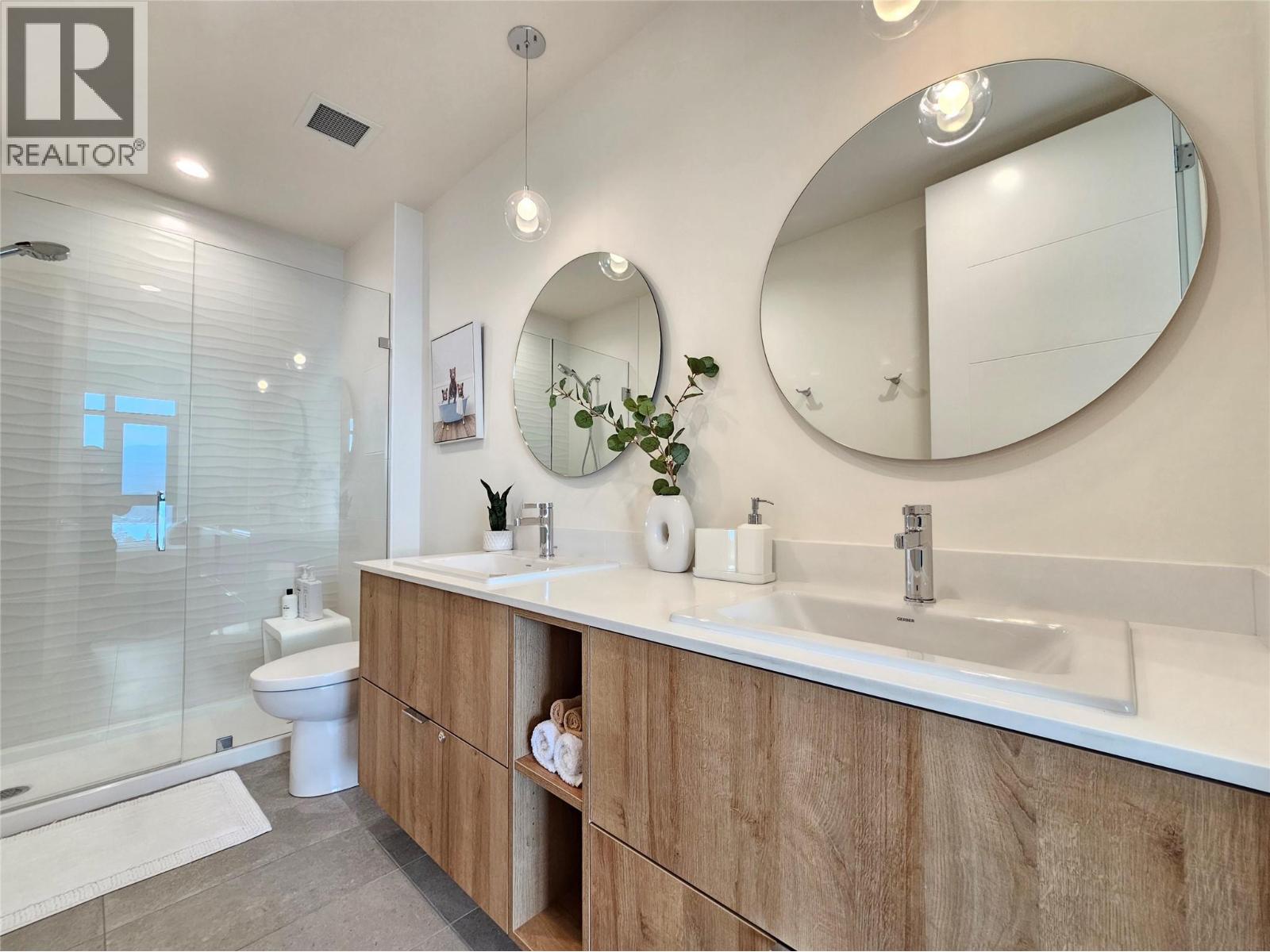3699 Capozzi Road Unit# PH3