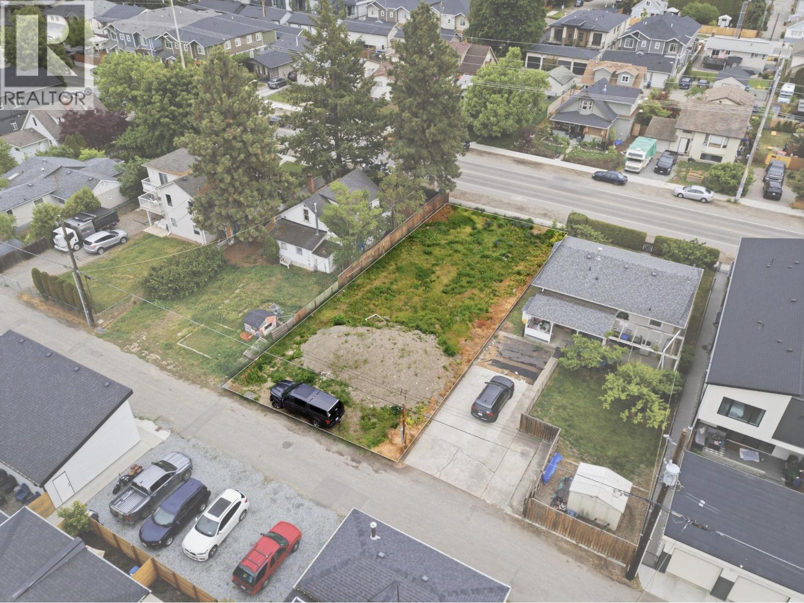 784 Cadder Avenue