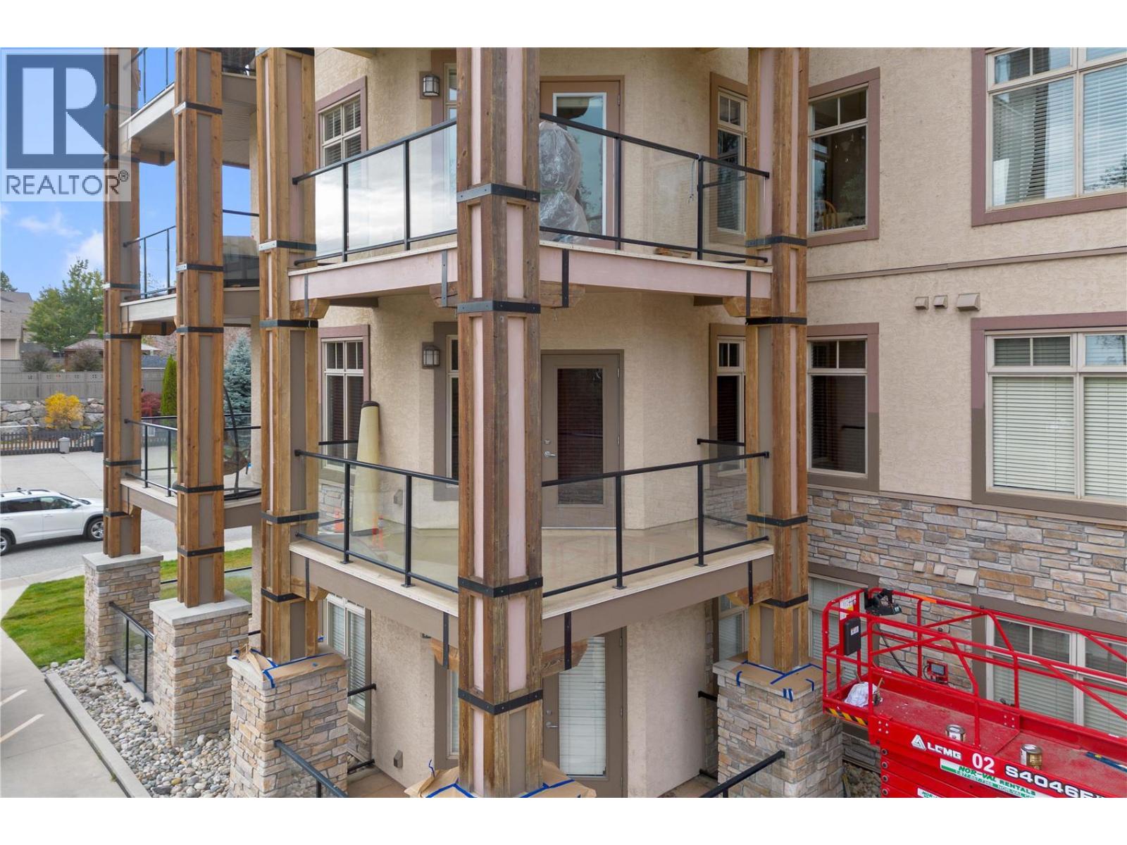 2551 Shoreline Drive Unit# 223