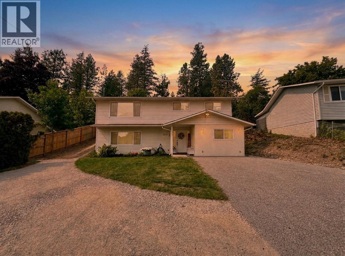 3530 Chives Place