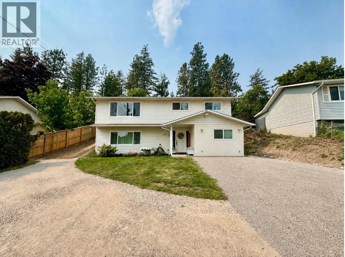 3530 Chives Place