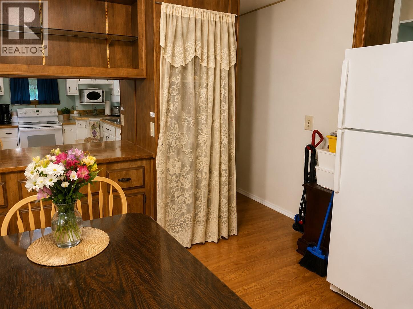 3745 Lakeshore Road Unit# 110