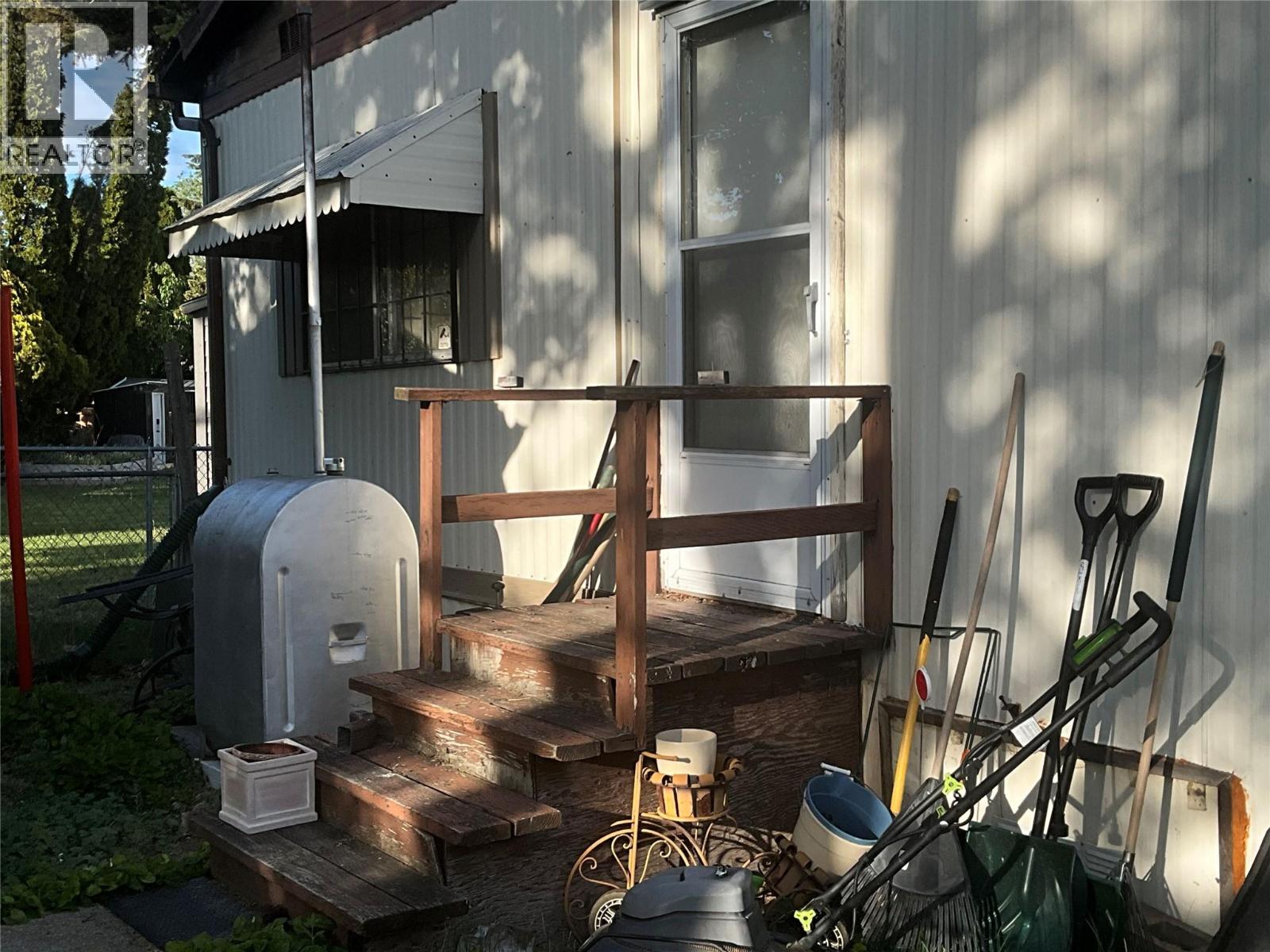 3745 Lakeshore Road Unit# 110