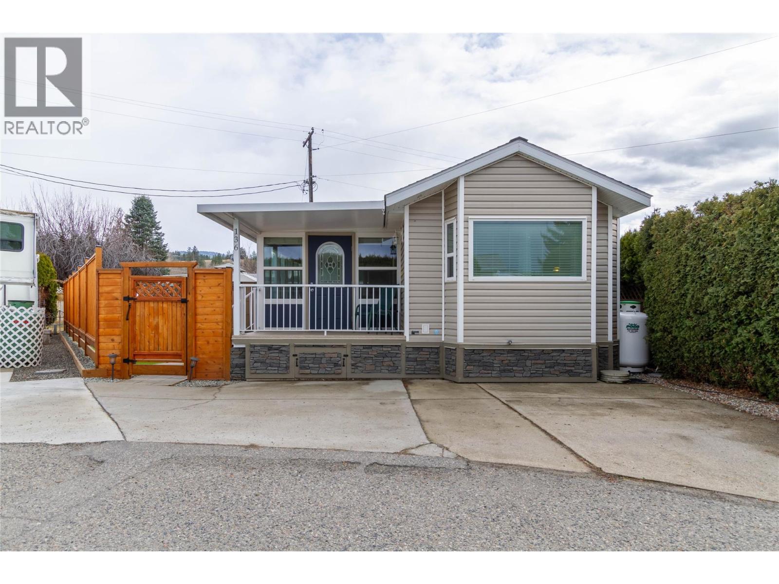 415 Commonwealth Road Unit# 136
