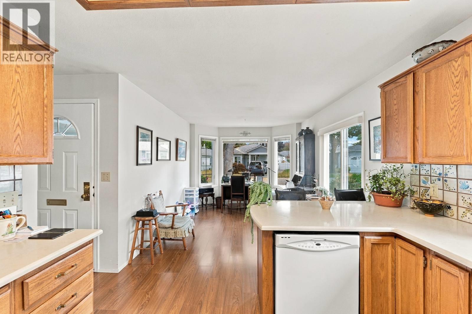 1101 Cameron Avenue Unit# 7