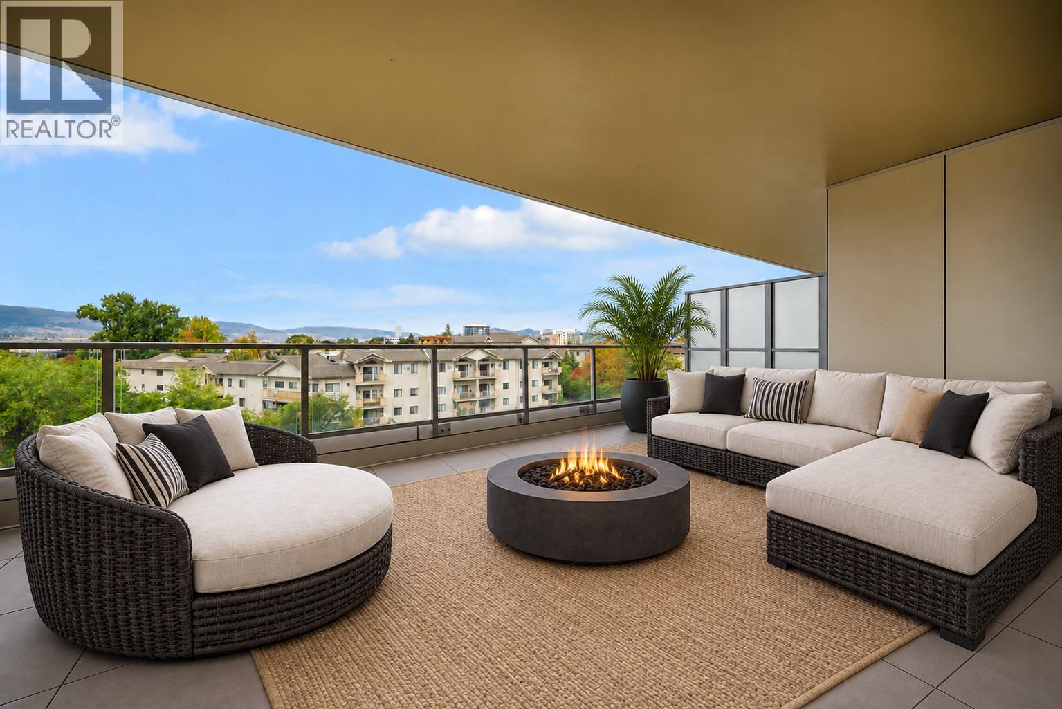 3300 Lakeshore Drive Unit# 418