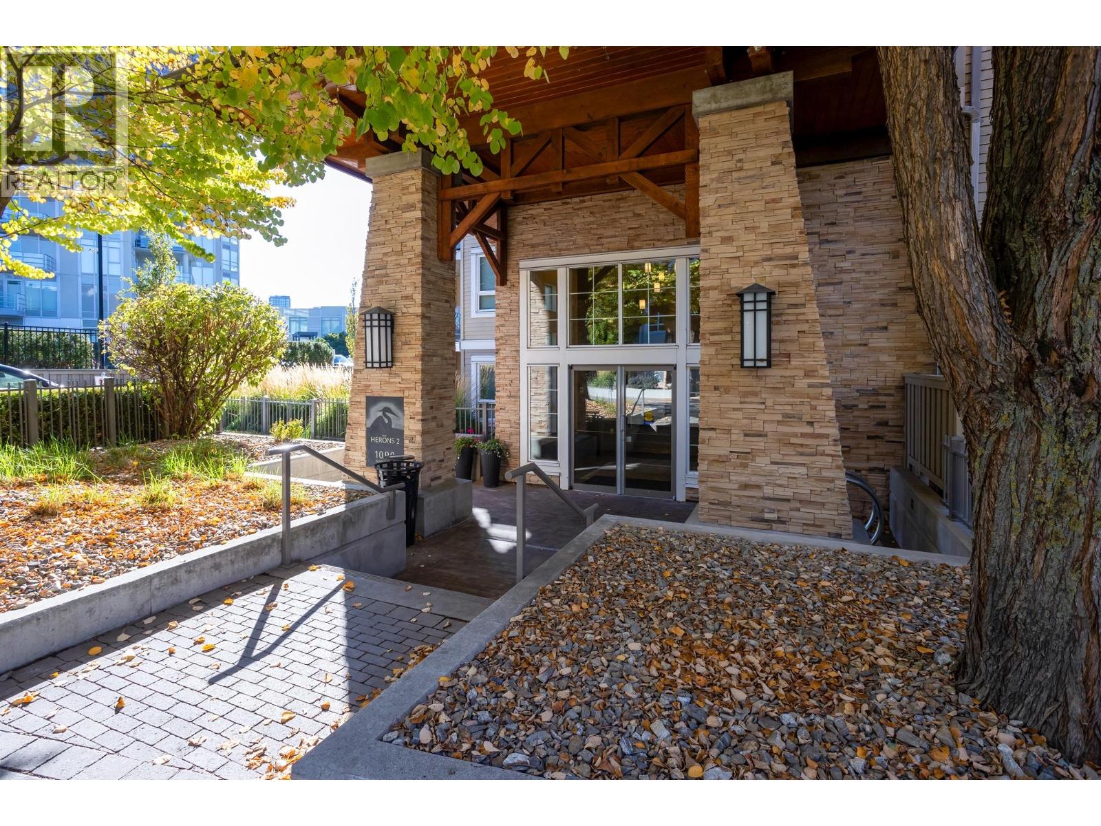 1099 Sunset Drive Unit# 224
