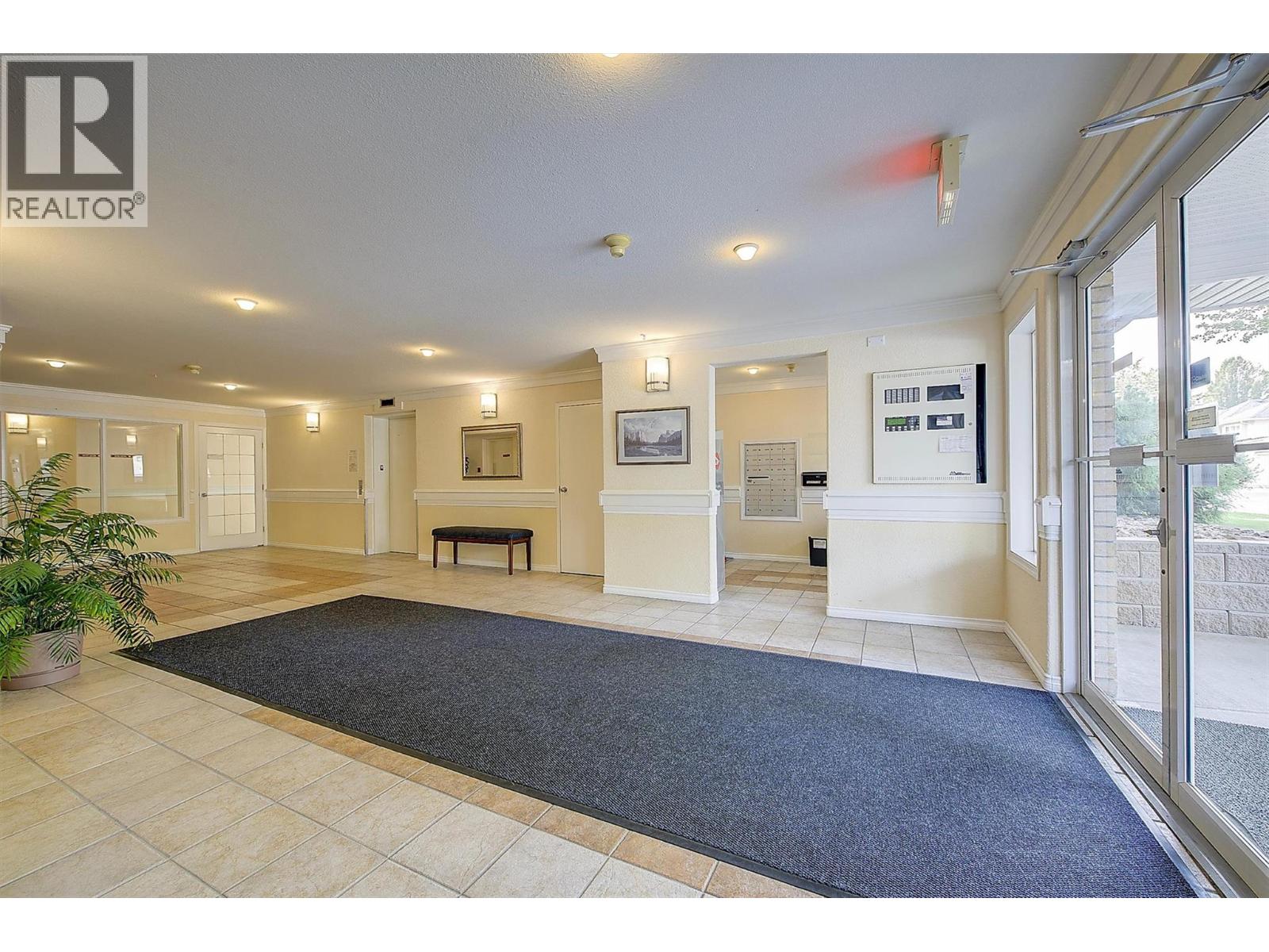 315 Whitman Road Unit# 210
