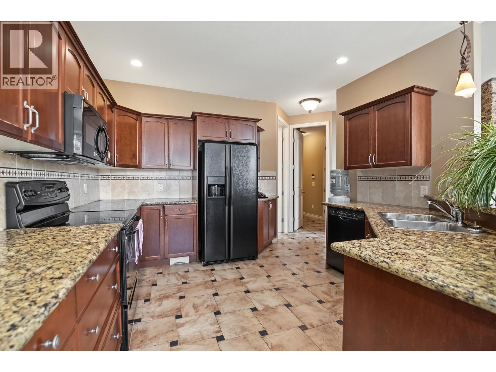 2405 Cobblestone Road