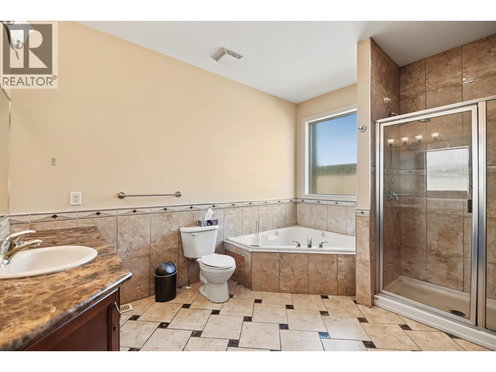 2405 Cobblestone Road