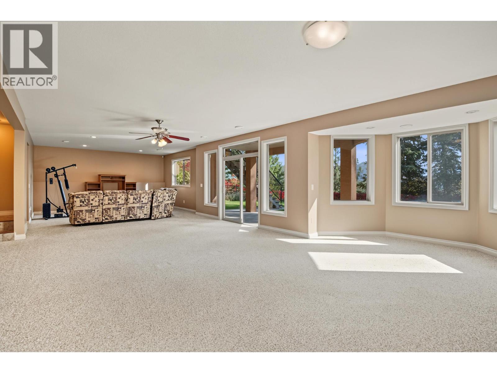 2405 Cobblestone Road