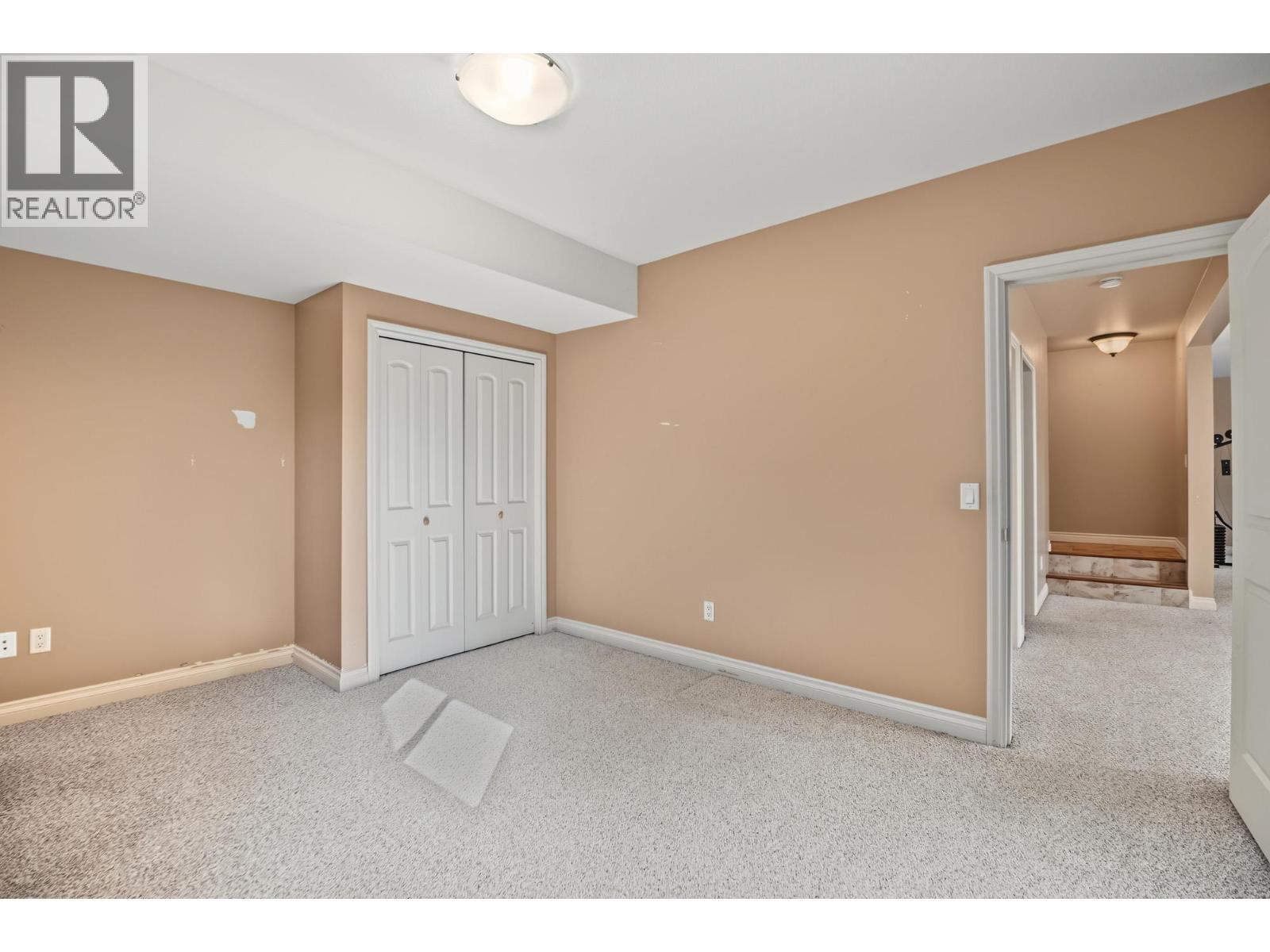 2405 Cobblestone Road