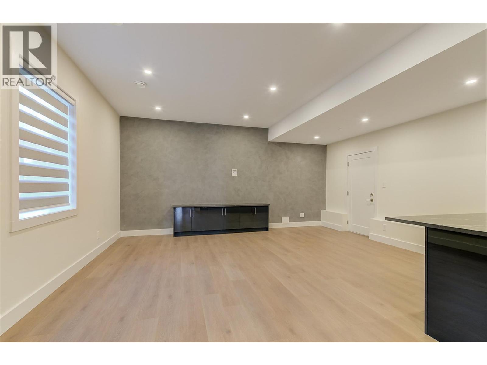 5084 Twinflower Crescent