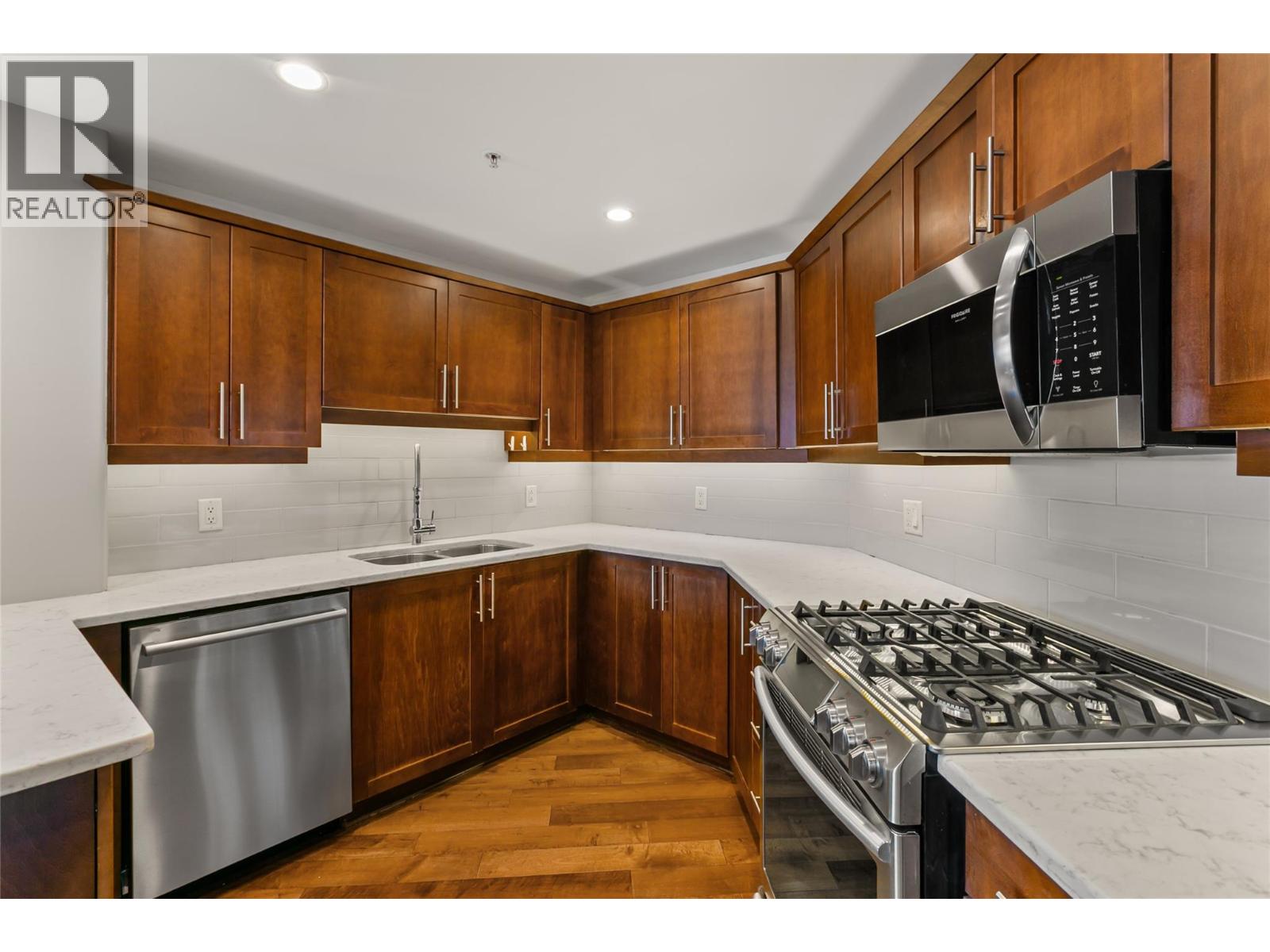 1160 Bernard Avenue Unit# 1205
