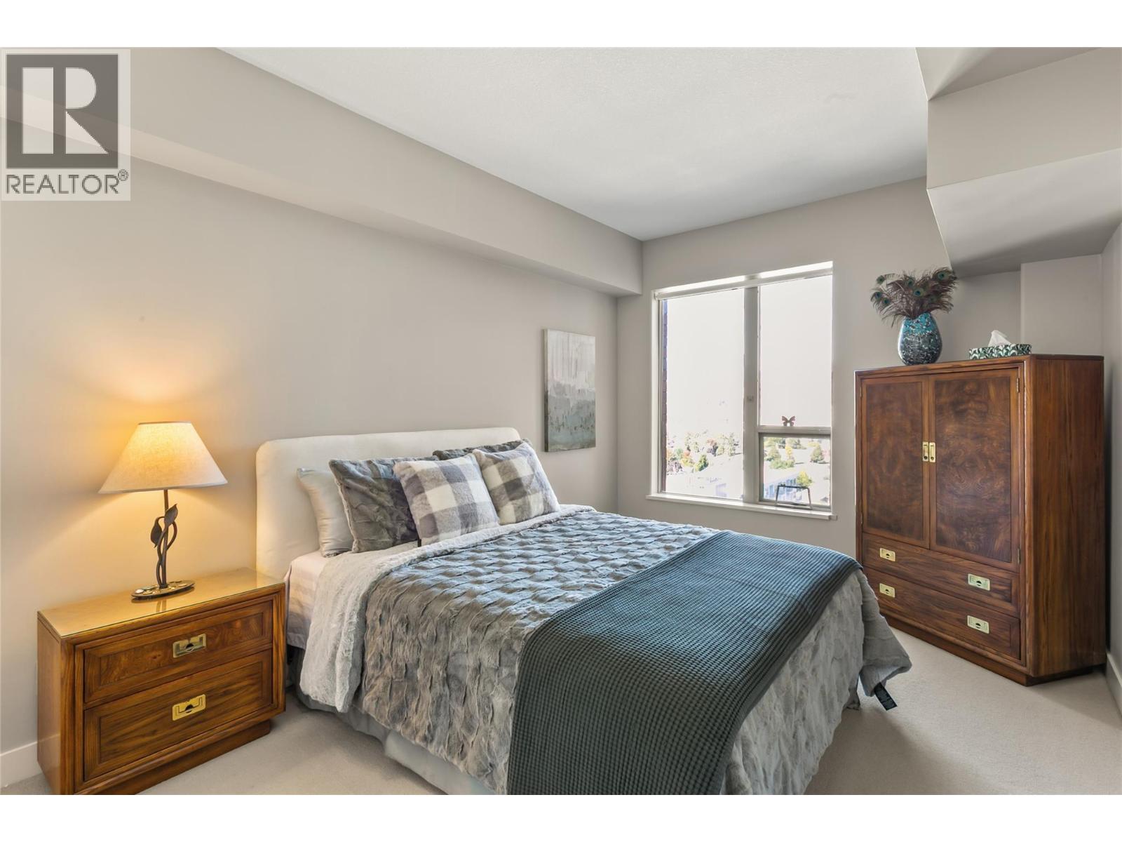 1160 Bernard Avenue Unit# 1205