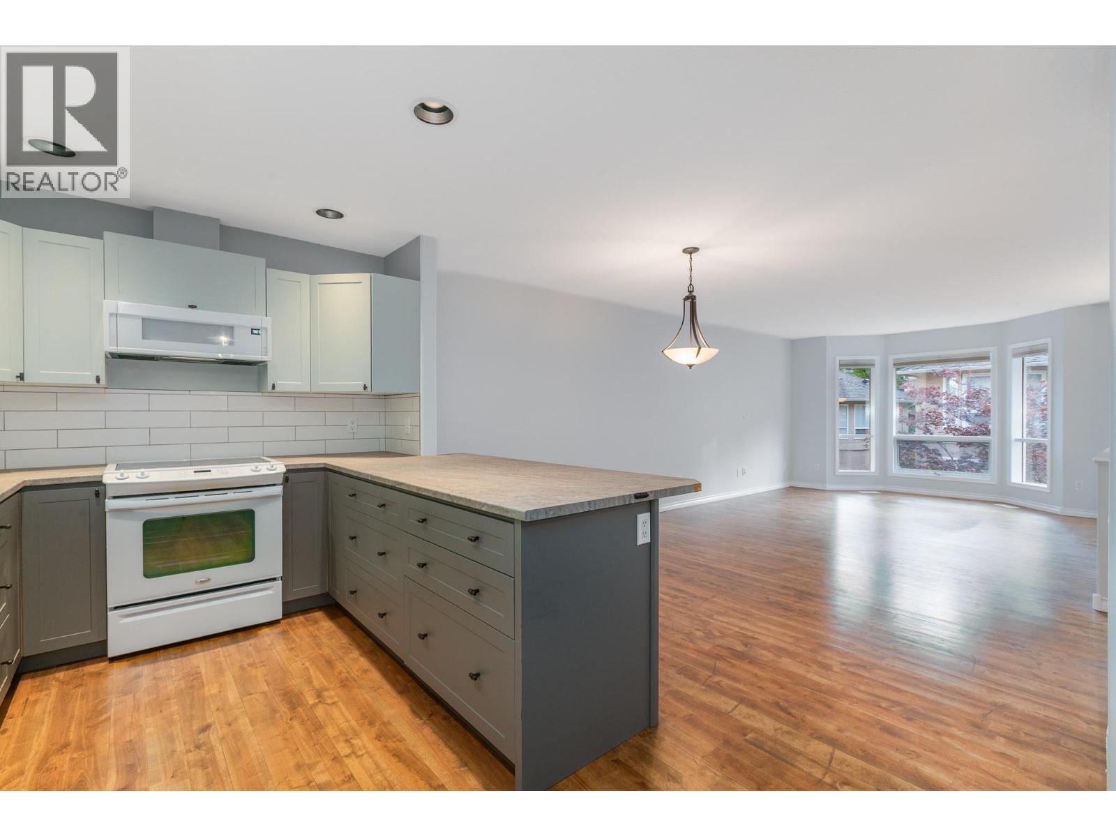 2425 Mount Baldy Drive Unit# 19
