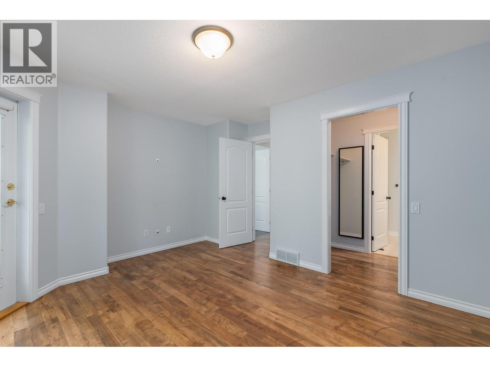 2425 Mount Baldy Drive Unit# 19