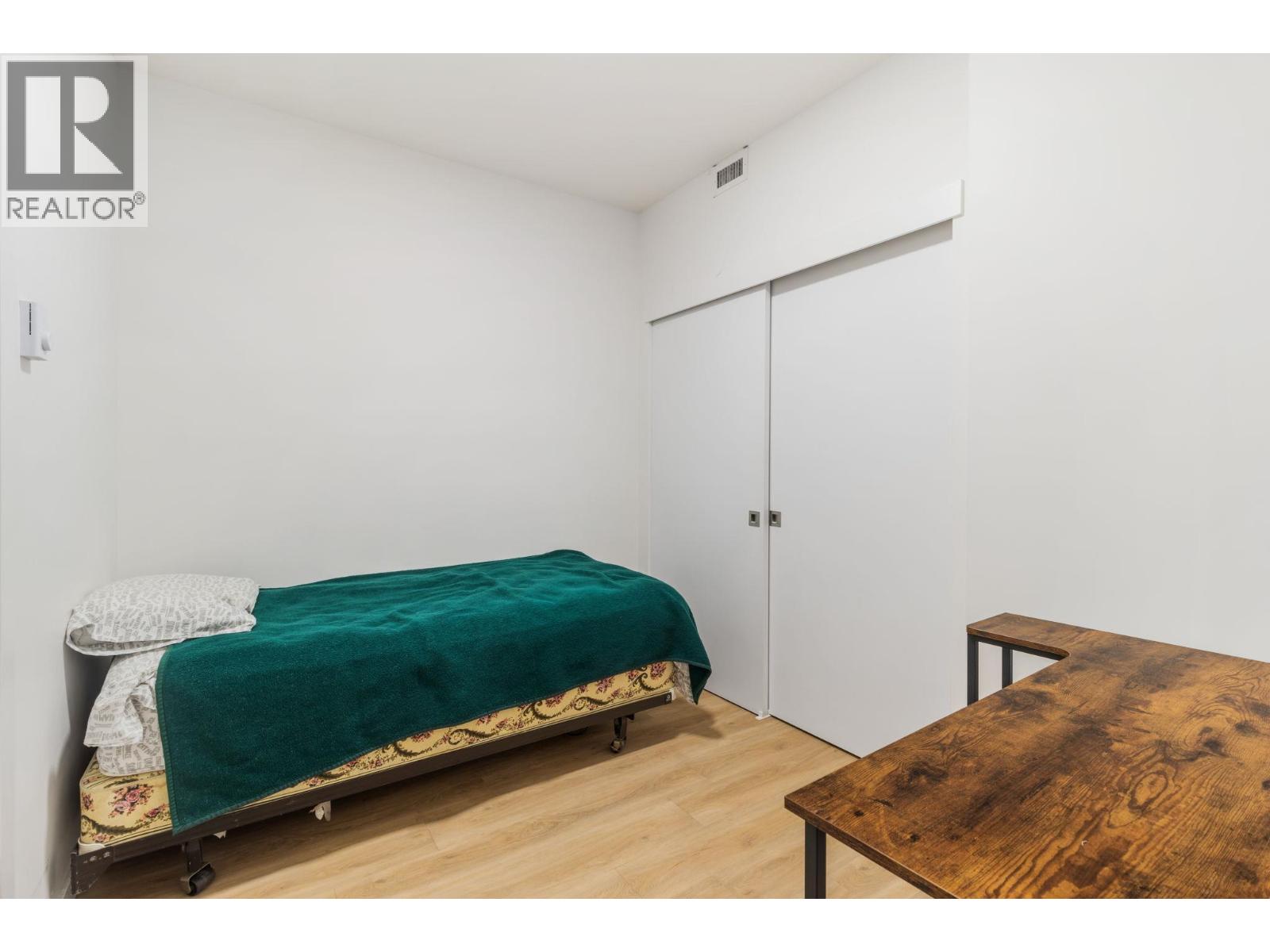 604 Cawston Avenue Unit# 404