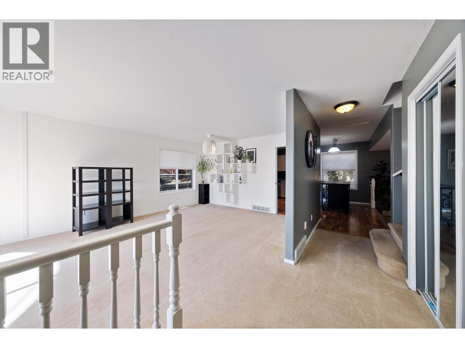 2800 DOUCETTE Drive