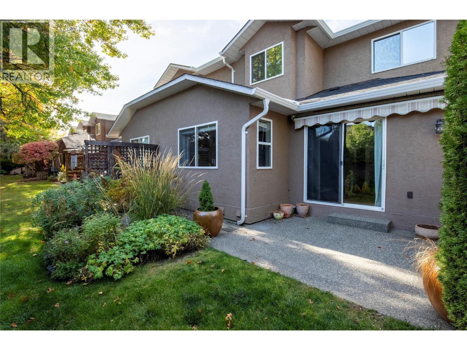 535 Glenmeadows Road Unit# 16