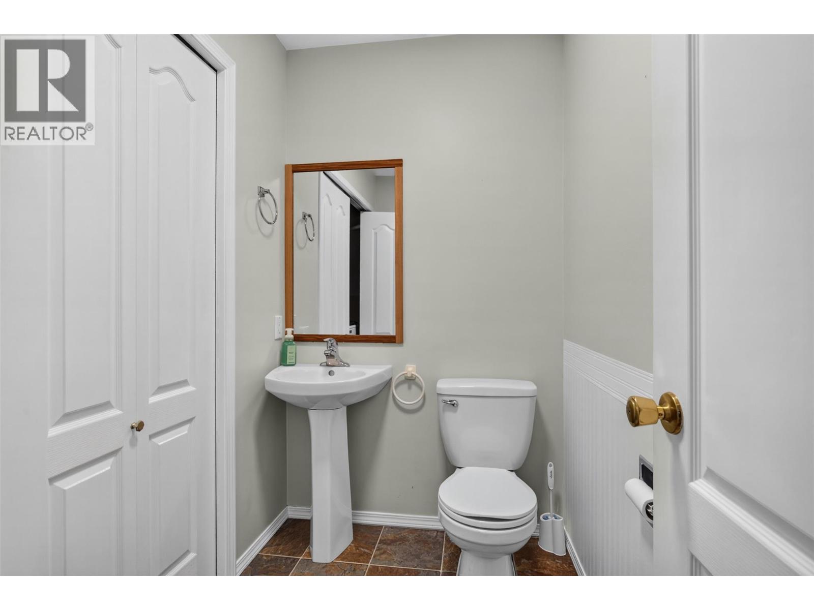 535 Glenmeadows Road Unit# 16