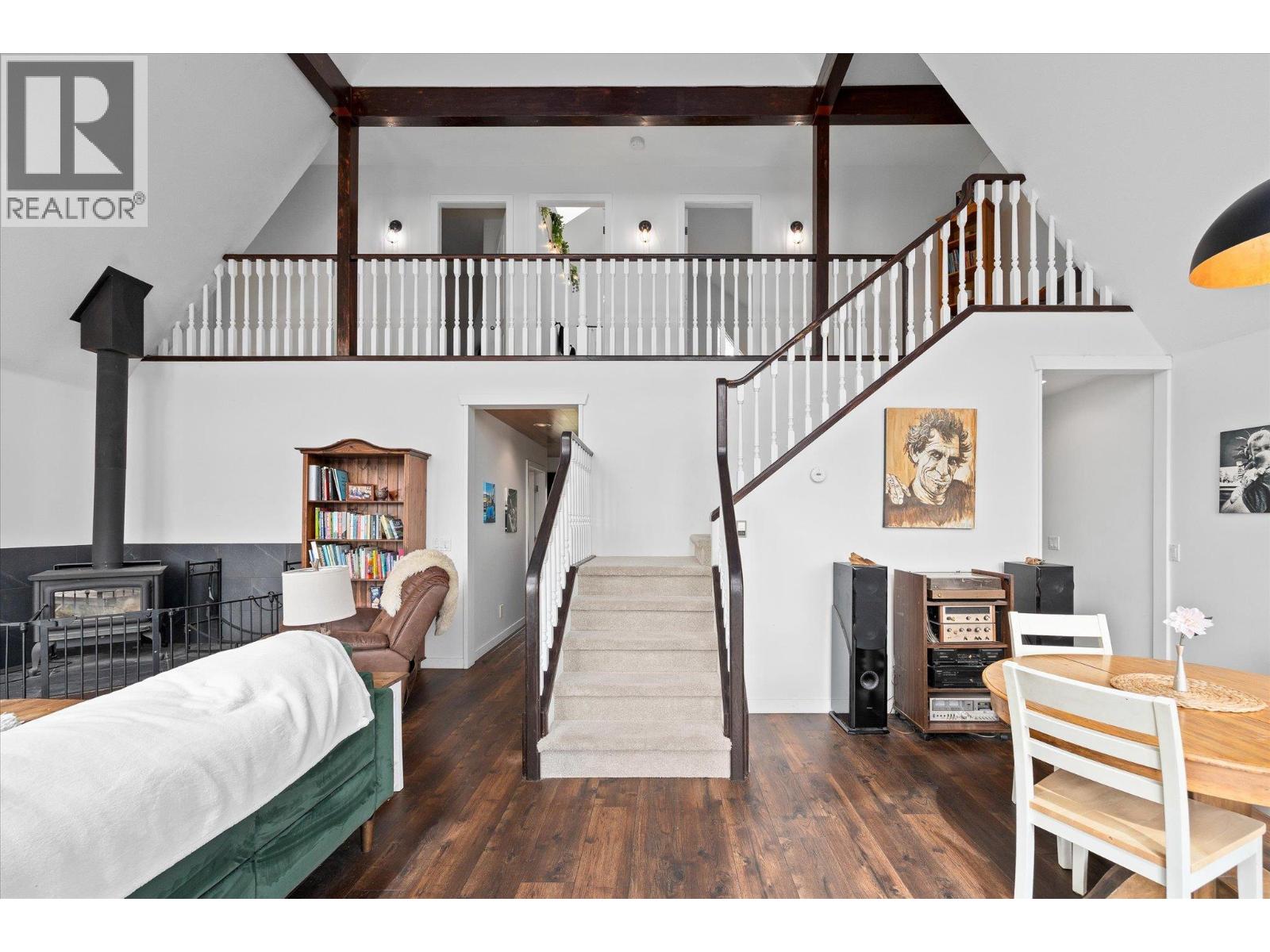 1957 Huckleberry Road