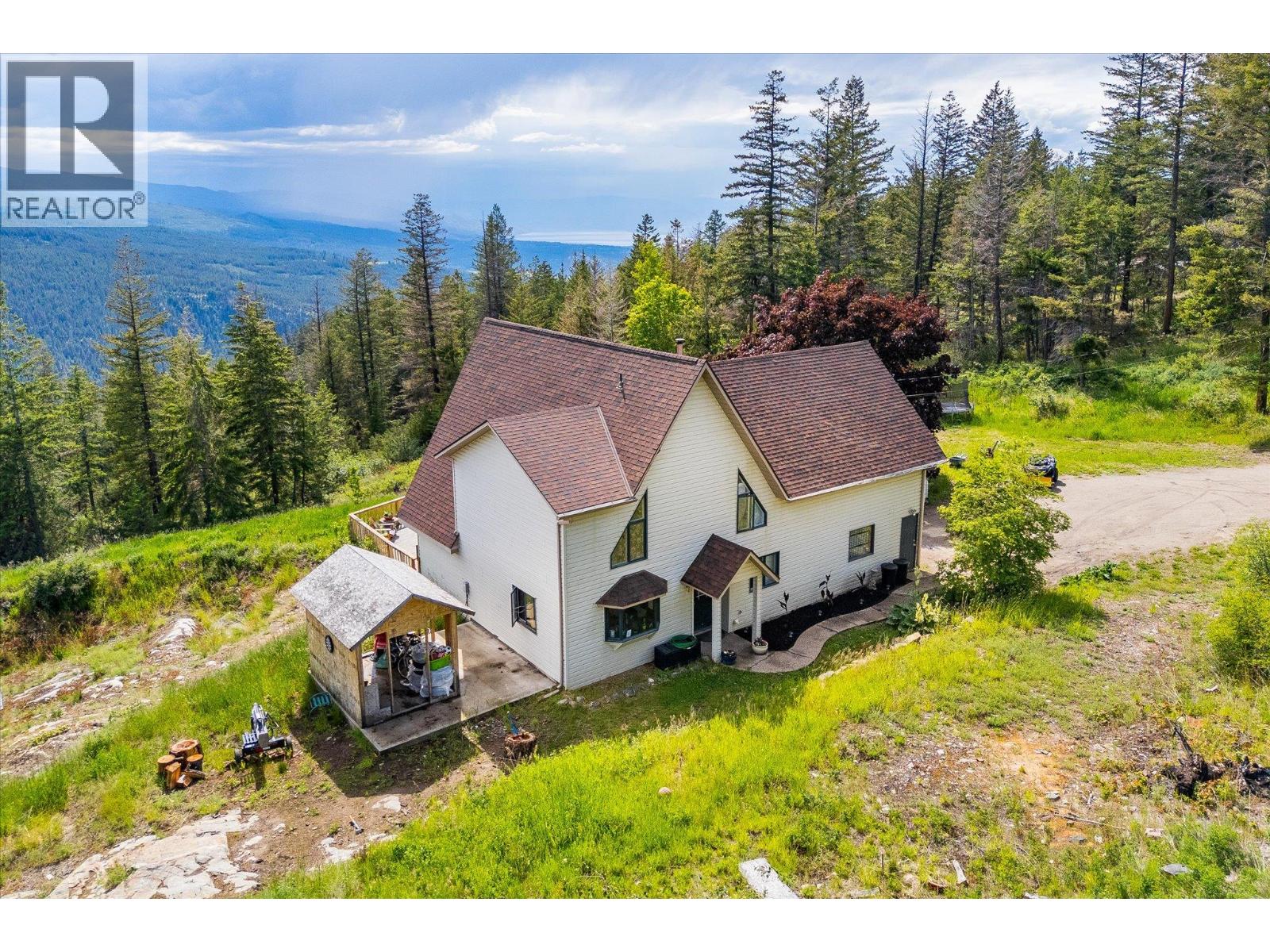 1957 Huckleberry Road