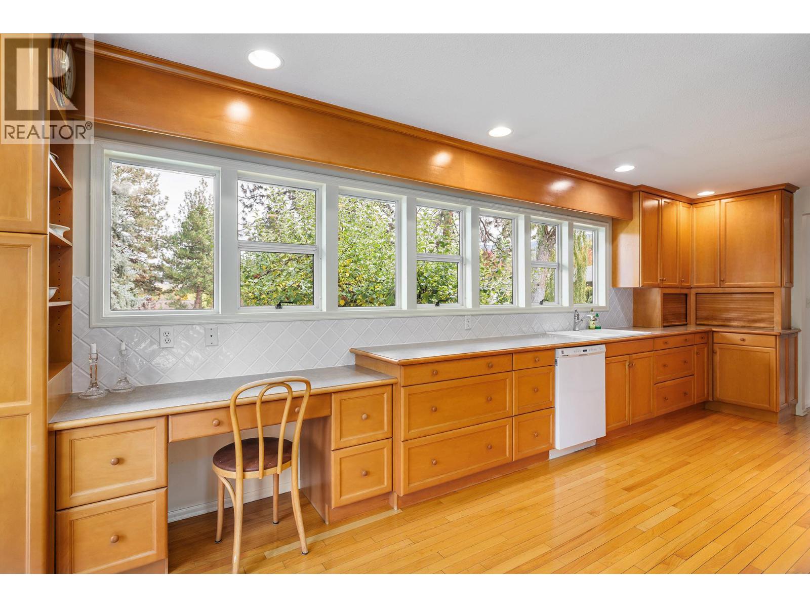 4614 Mission Ridge Court