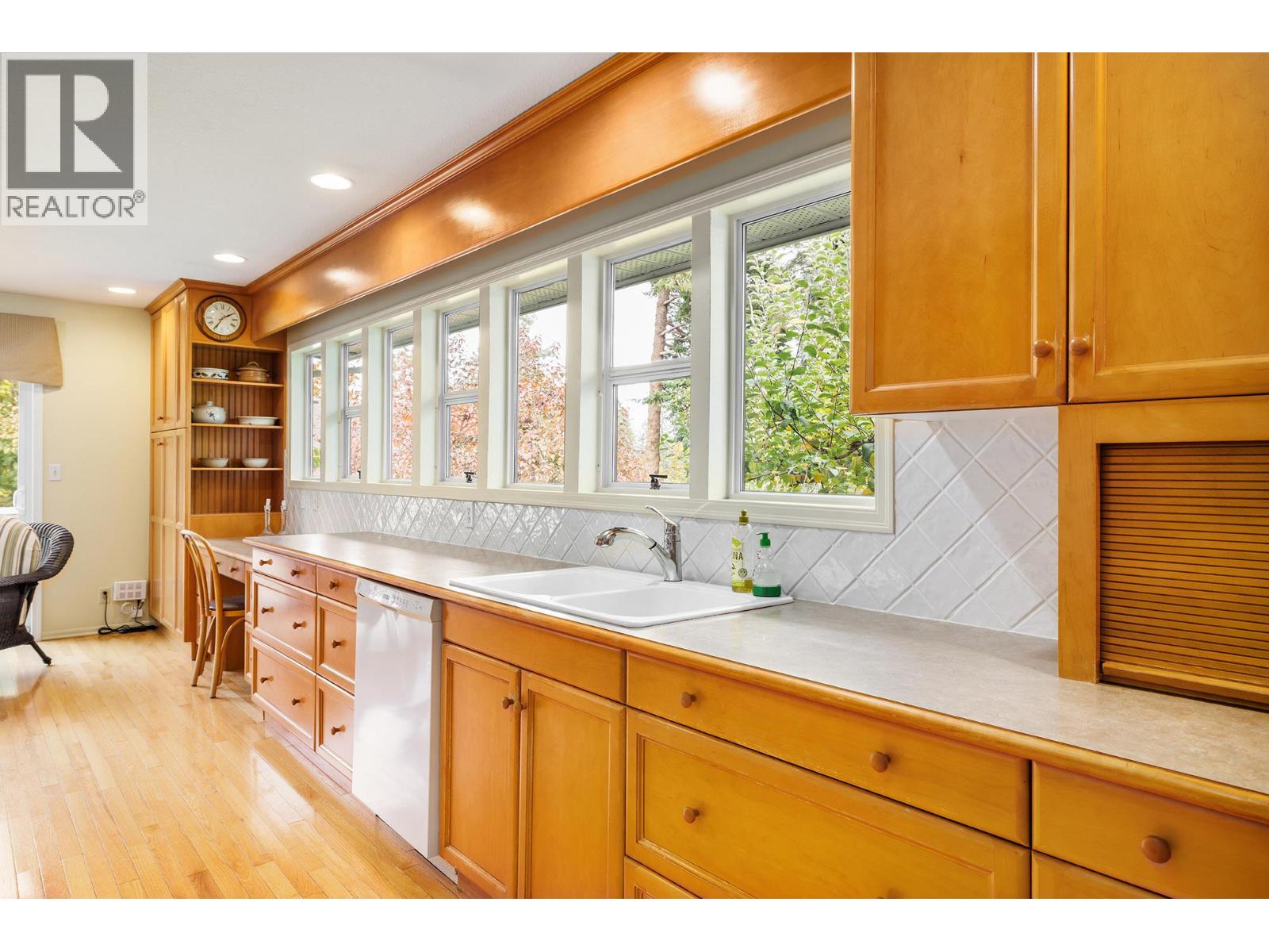 4614 Mission Ridge Court