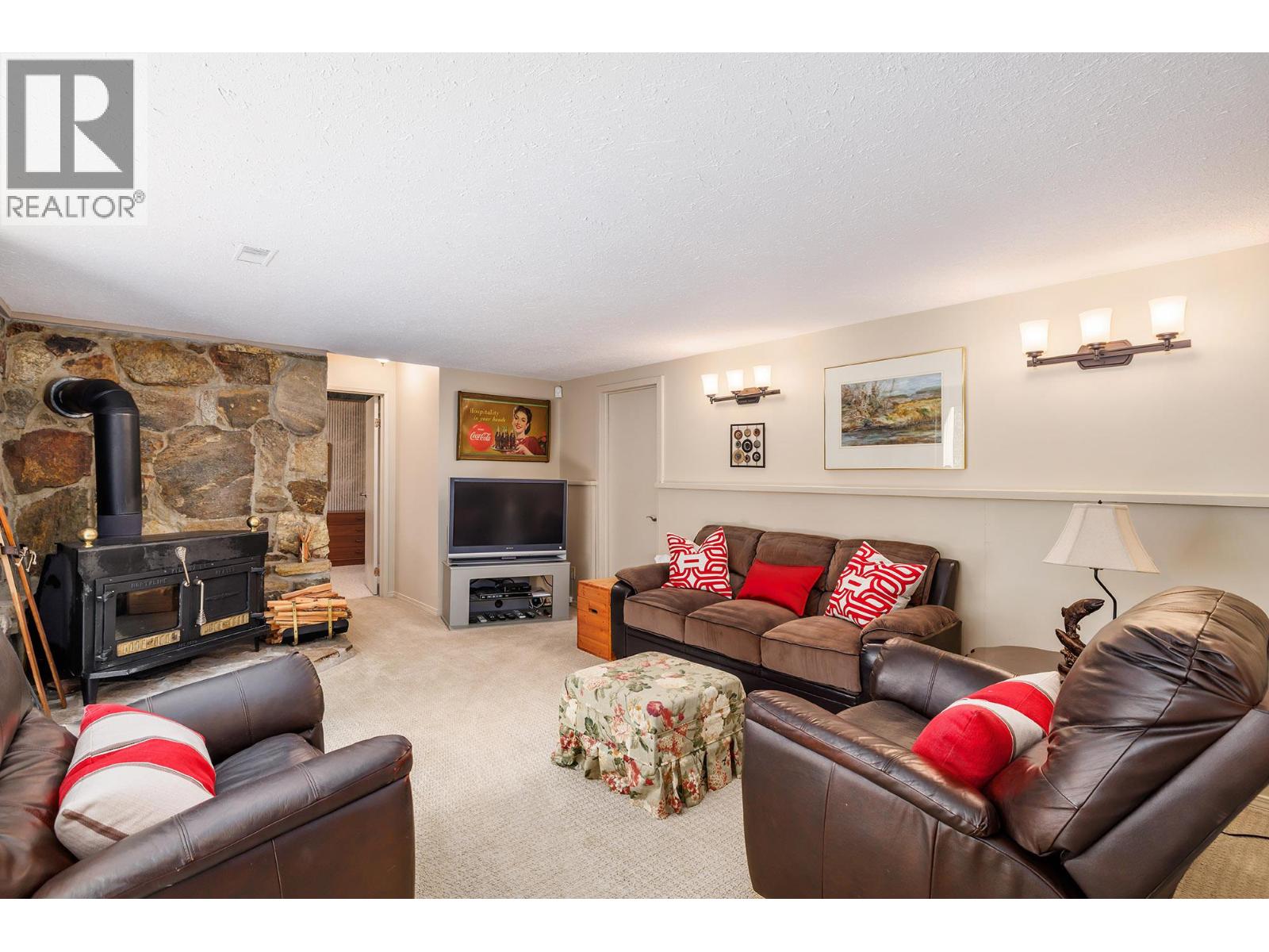 4614 Mission Ridge Court