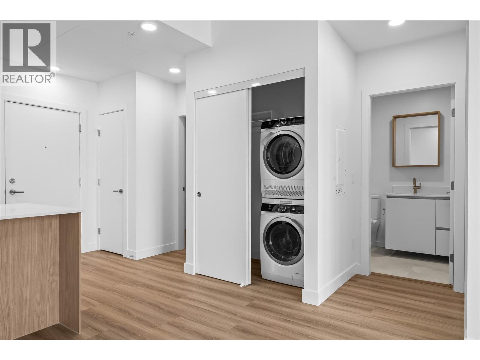 2760 Olalla Road Unit# 208