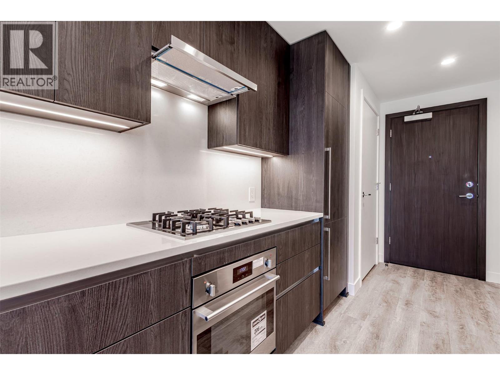 238 Leon Avenue Unit# 1401