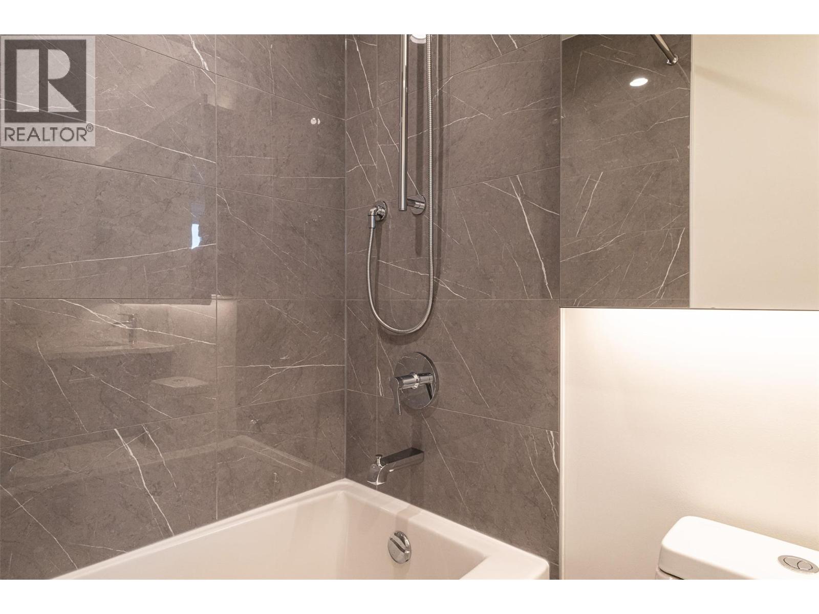 238 Leon Avenue Unit# 1401