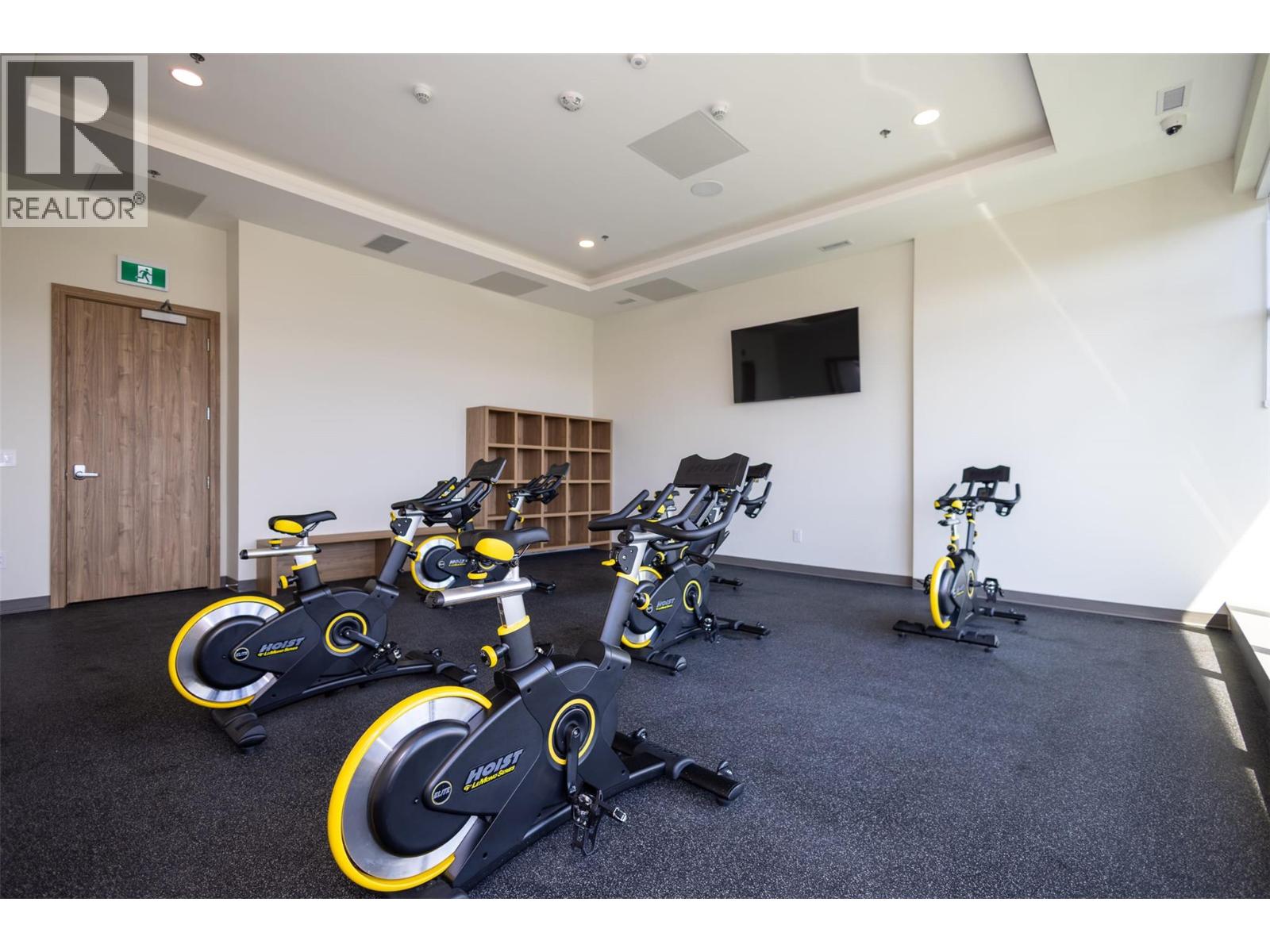 238 Leon Avenue Unit# 1401