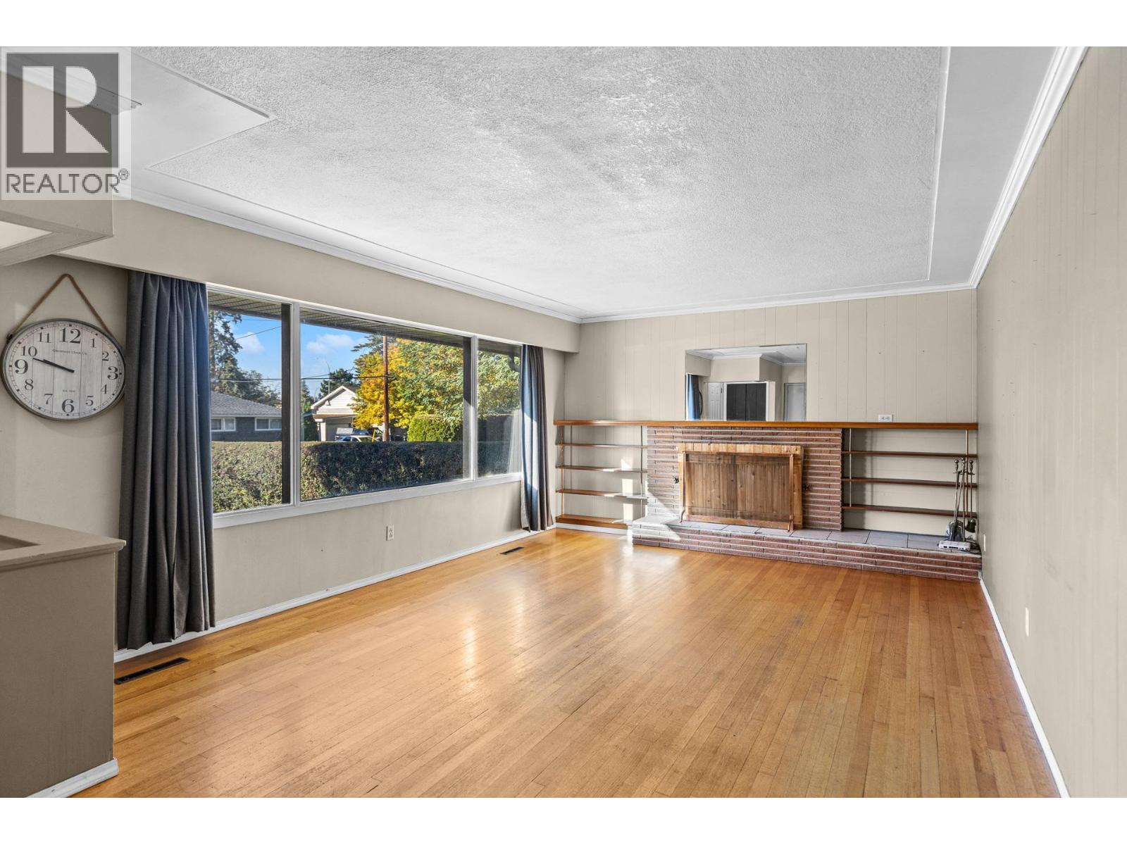 1210 Centennial Crescent