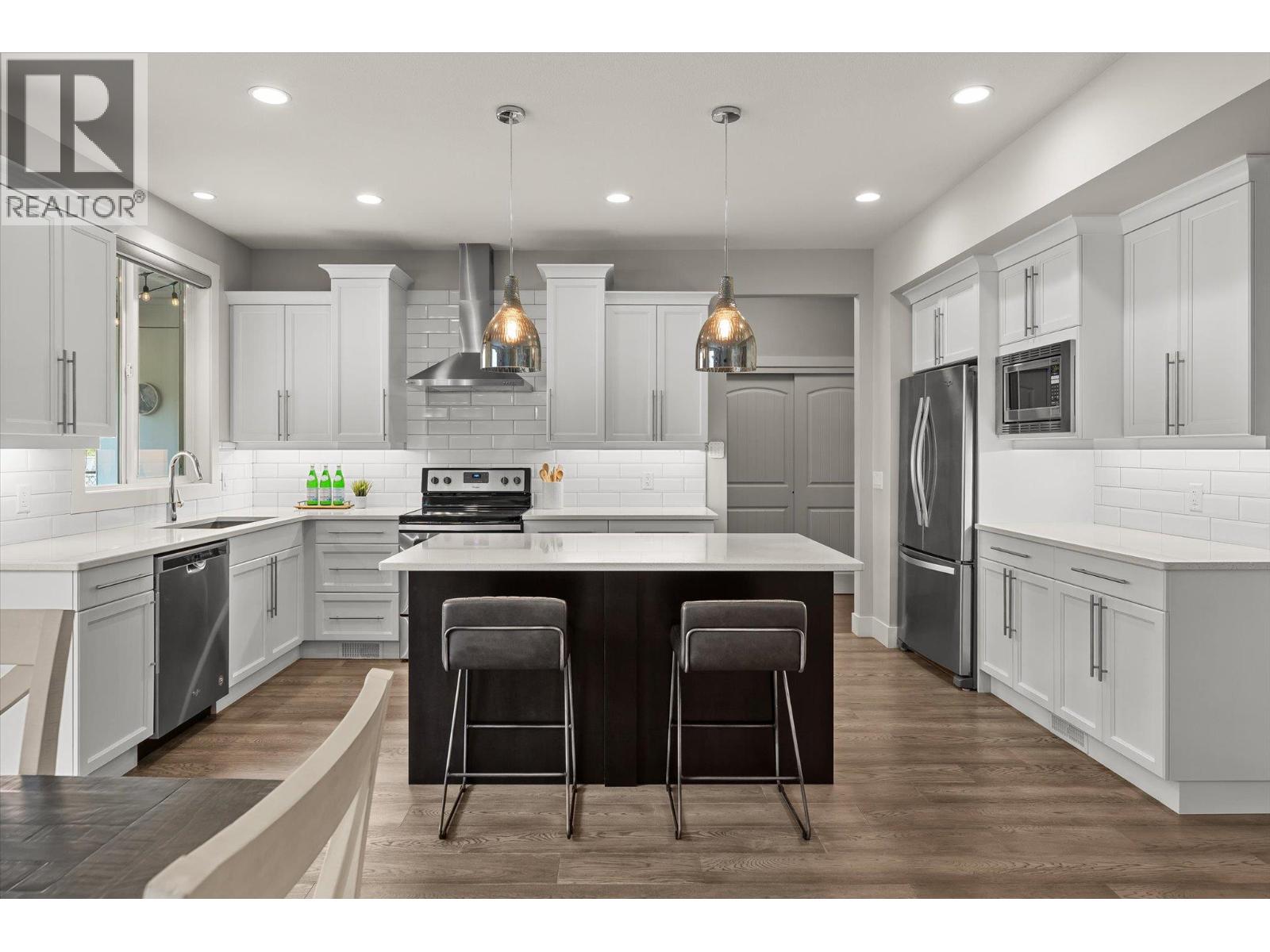 118 Split Pine Court