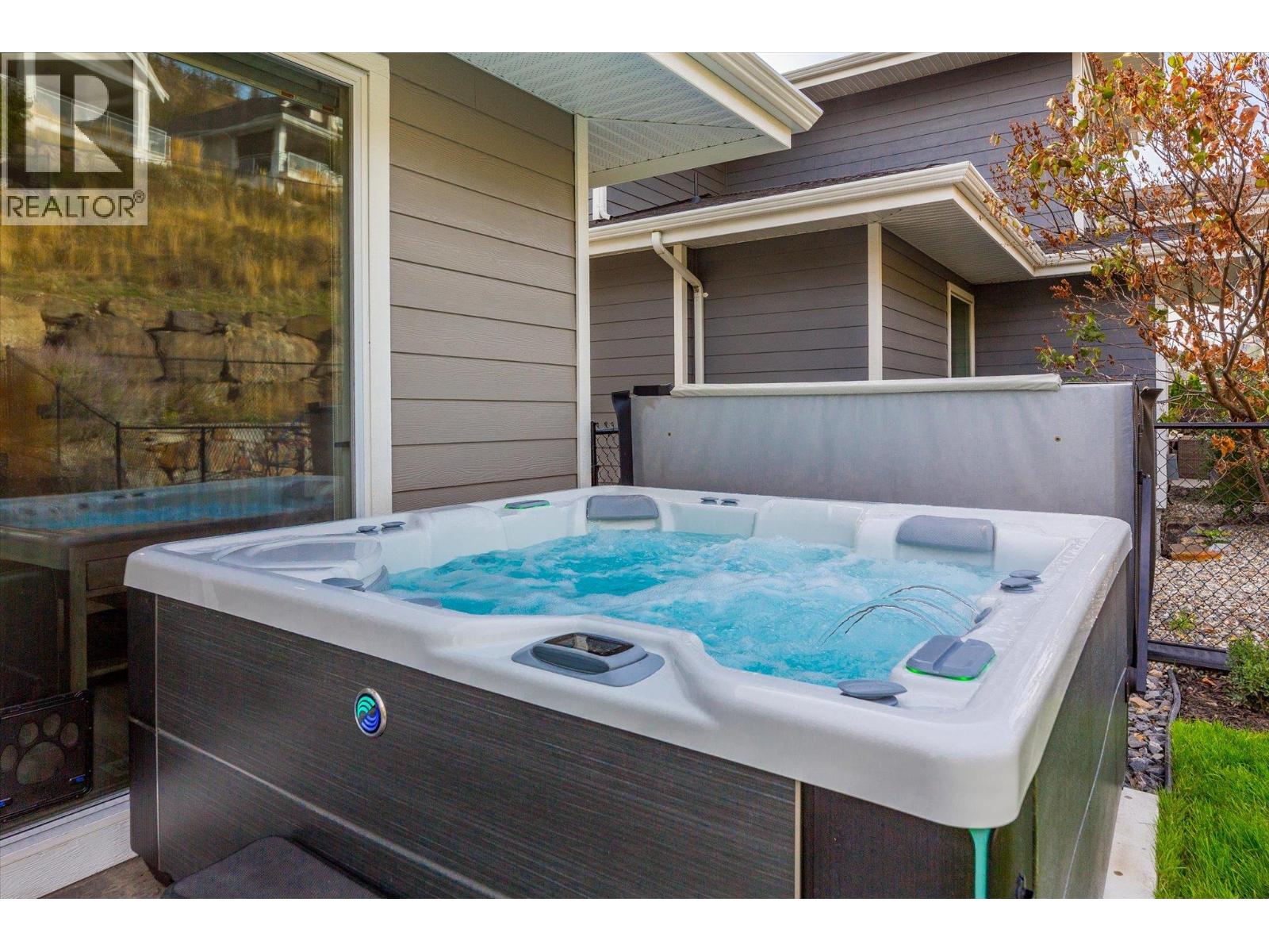 118 Split Pine Court