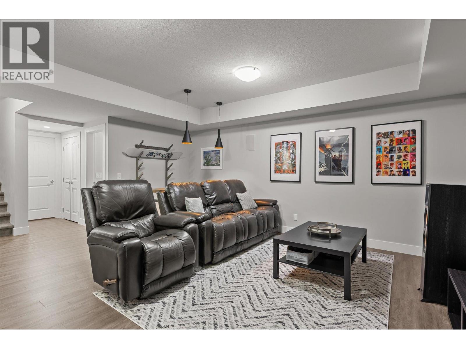118 Split Pine Court