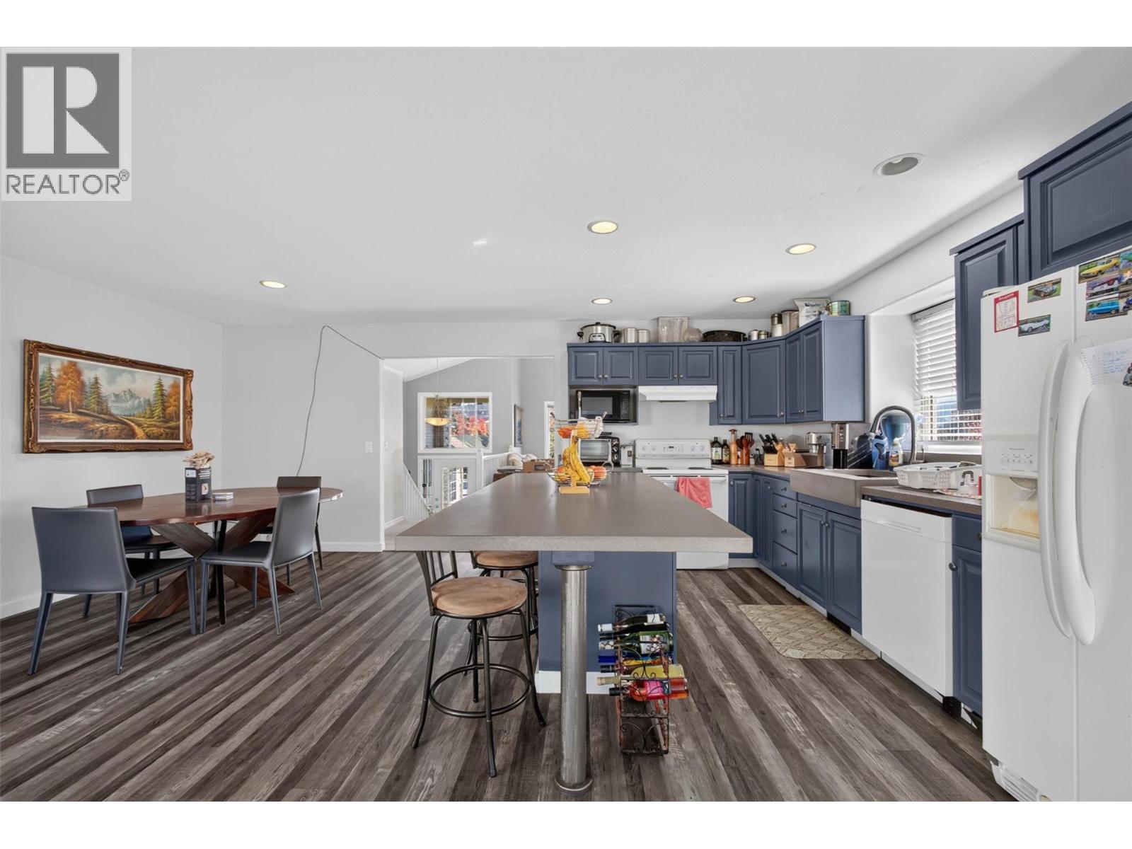 1212 Cerise Drive