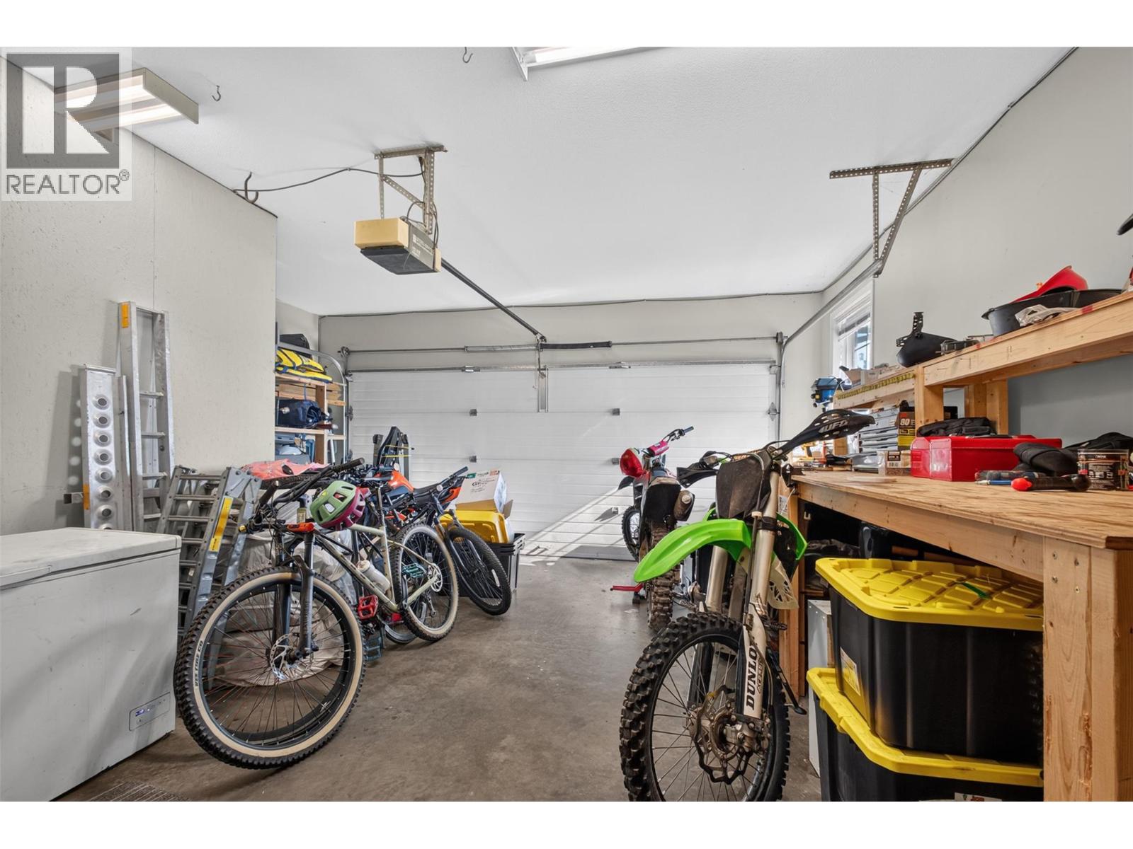 1212 Cerise Drive