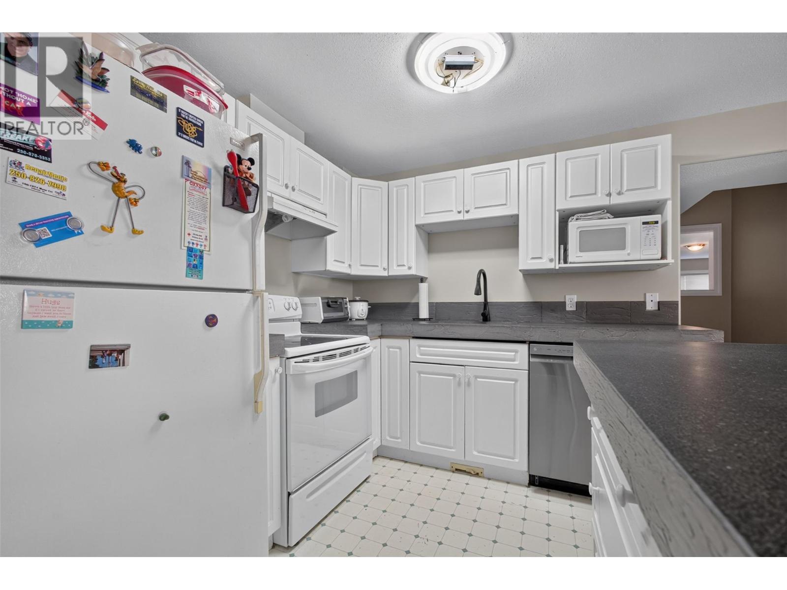 1212 Cerise Drive