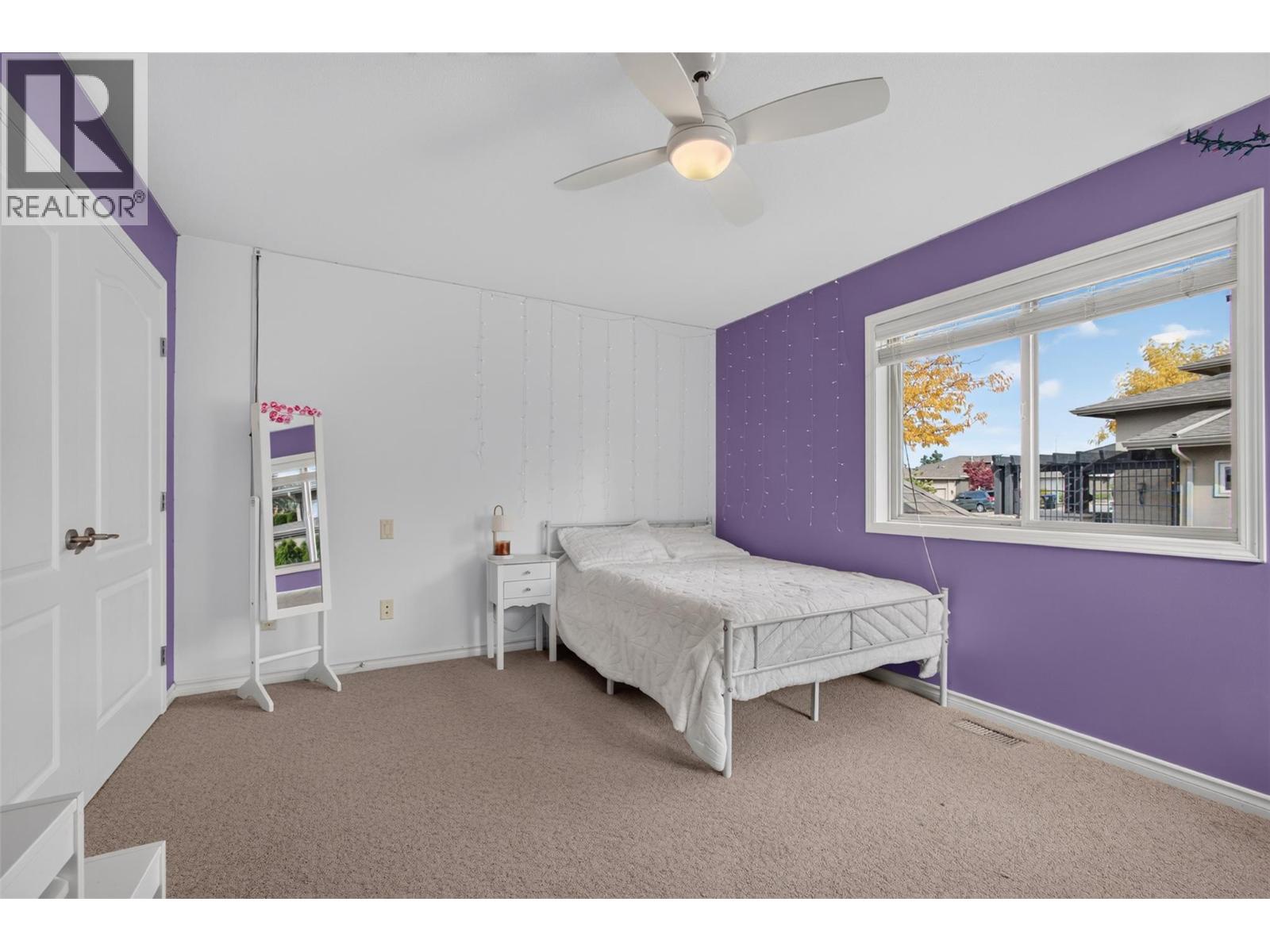2512 Selkirk Drive