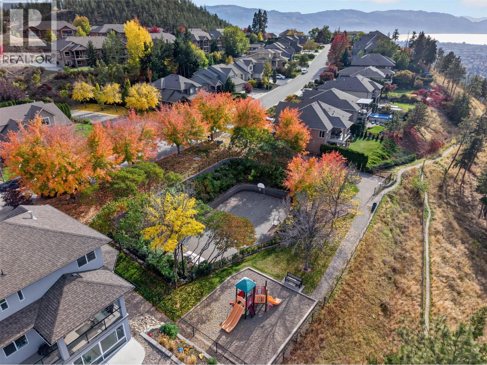2512 Selkirk Drive