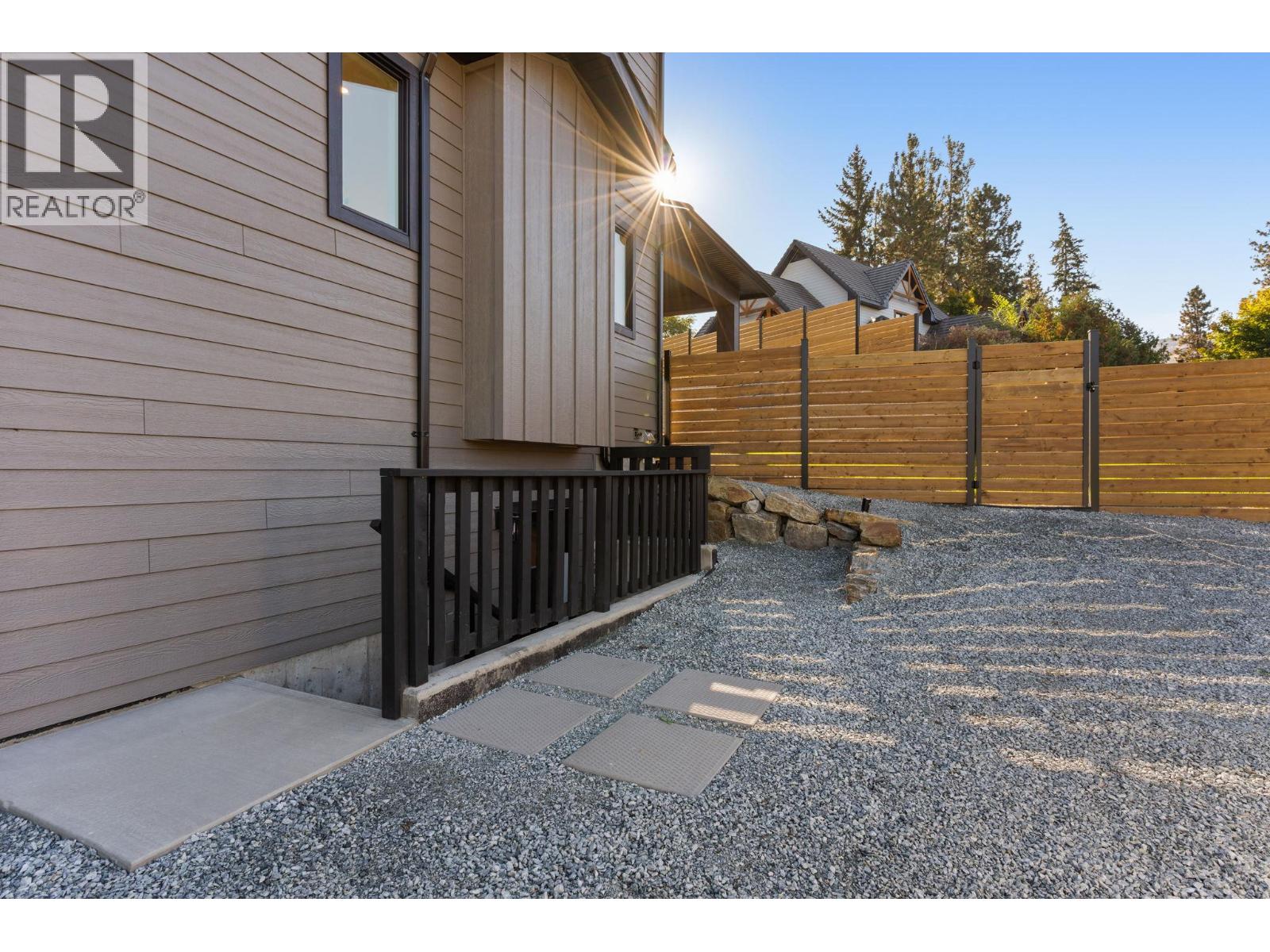 485 Sheila Crescent