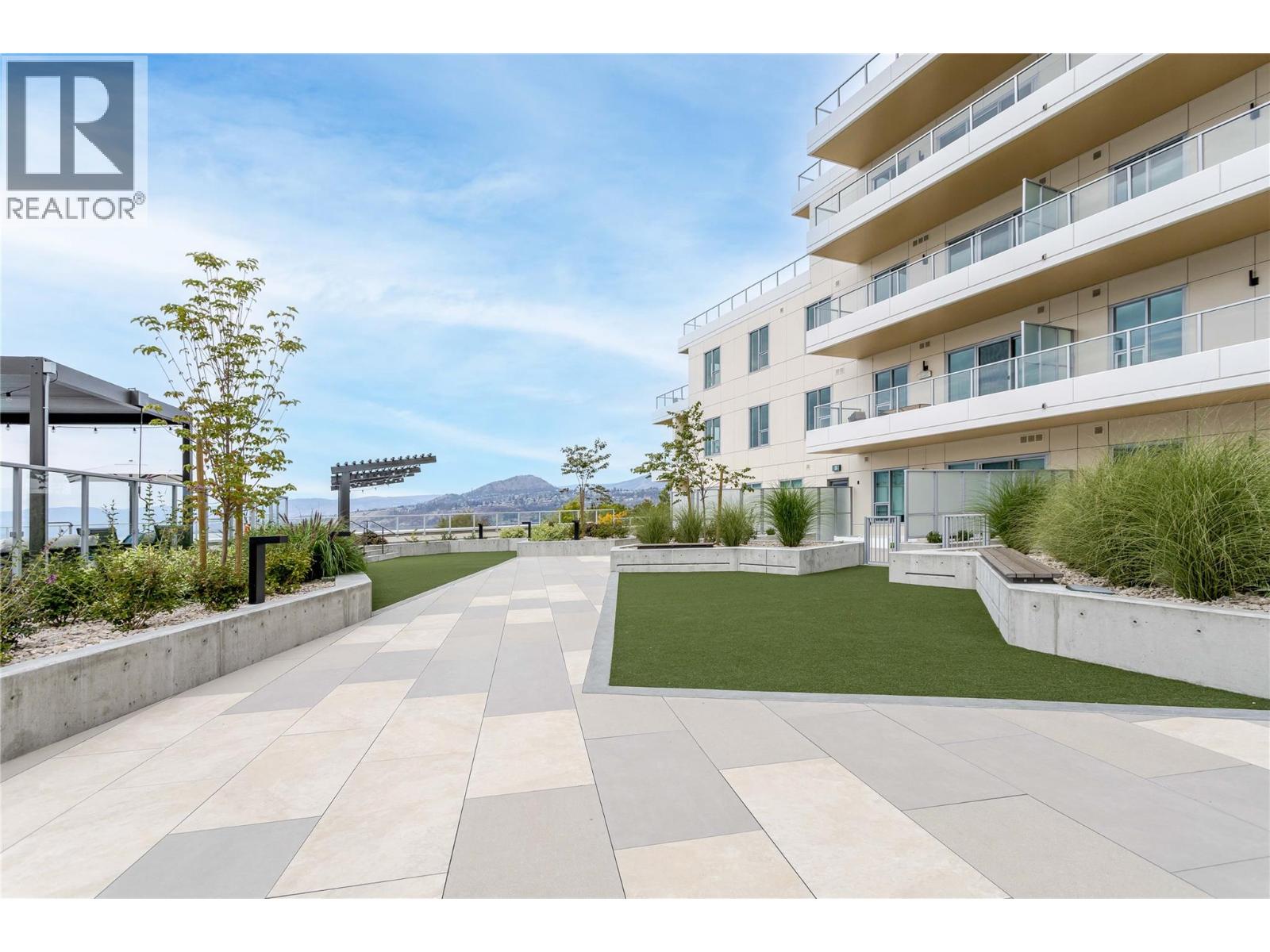 3300 Lakeshore Road Unit# 410